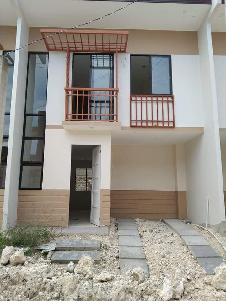 FOR ASSUME CASAMIRA SOUTH NAGA CEBU - photo 5