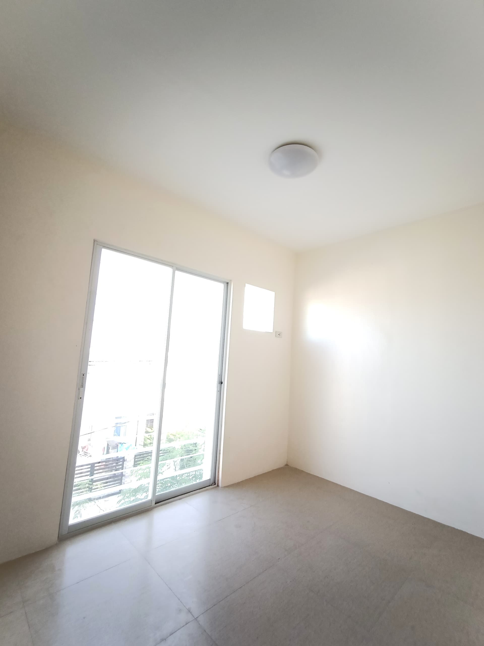 FOR SALE or ASSUME BRAND NEW TOWNHOUSE @ Velmiro Heights Subdivision, Minglanilla, Cebu - photo 5