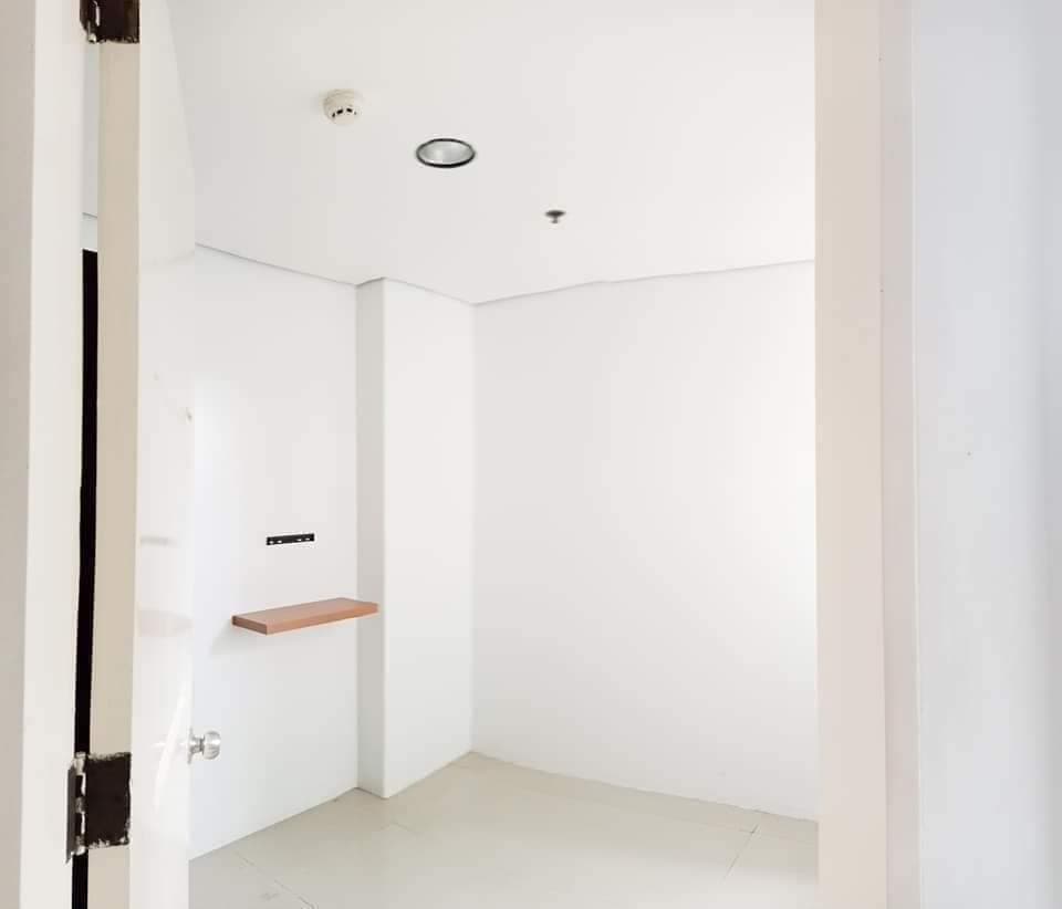 FOR RENT / SACRIFICE SALE 1BR CONDO IN CAPITOL, CEBU CITY - photo 4