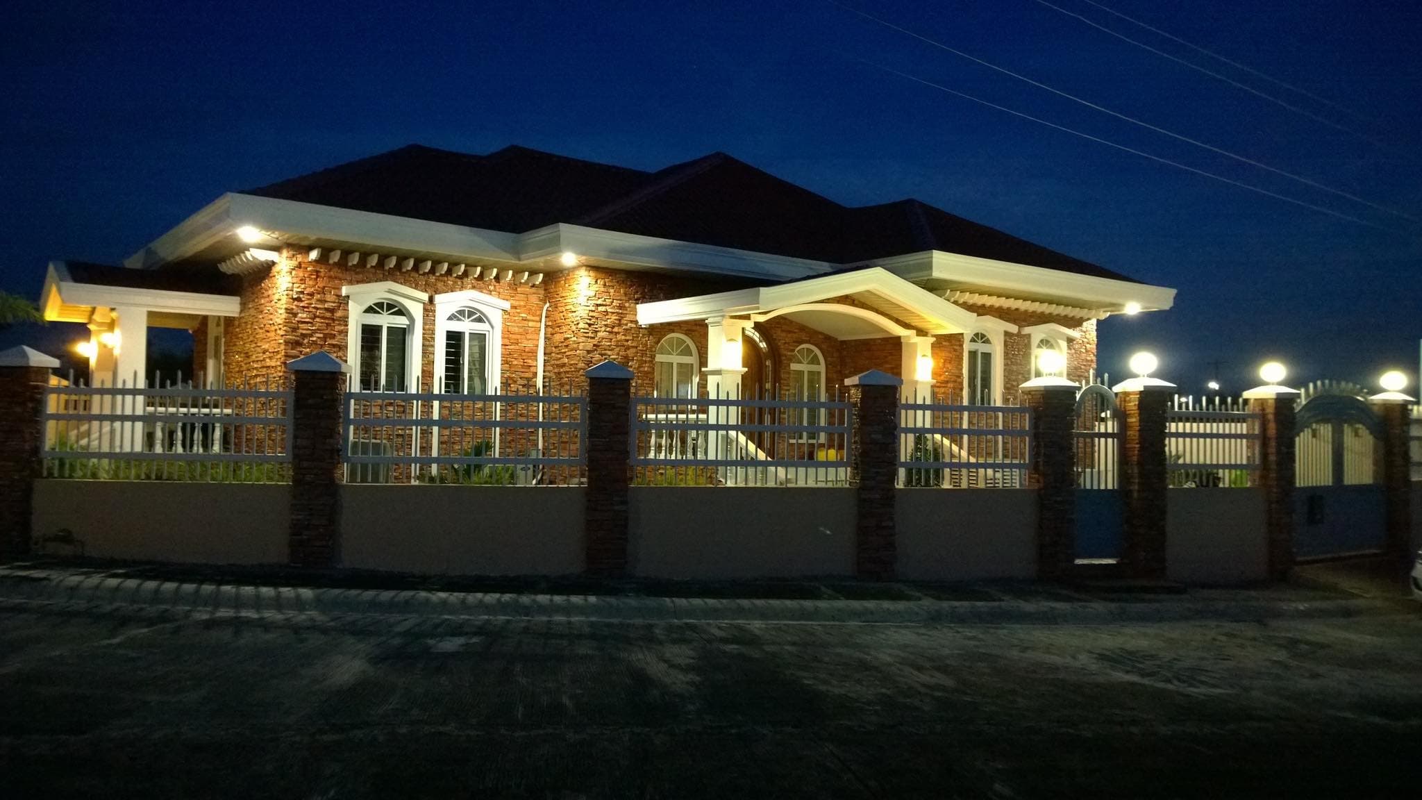 Mediterranean House & Lot for Sales in Naga City - photo 7