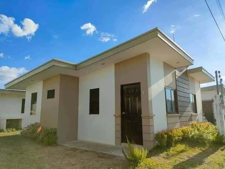 One Communities House for Sale - photo 1