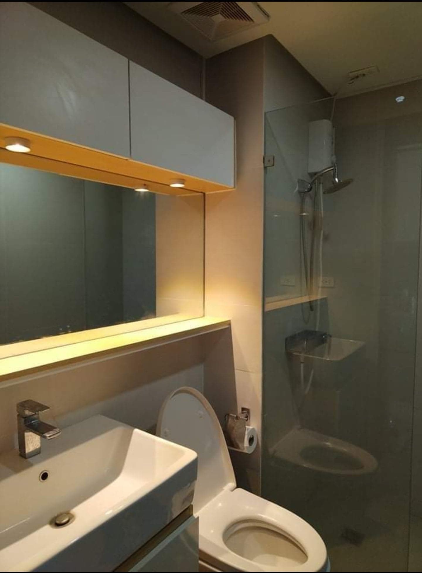 Studio Unit for Rent in Baseline Premier Condo, Cebu City - photo 6