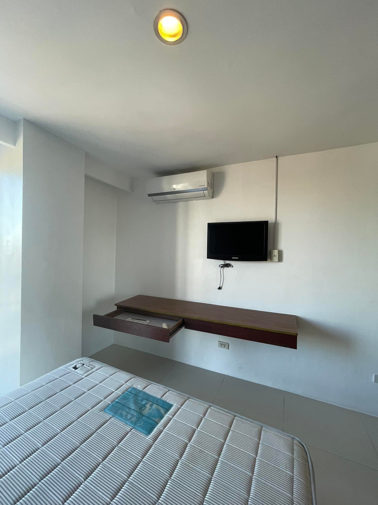 Studio Condo Unit For Rent 10K/month - photo 7
