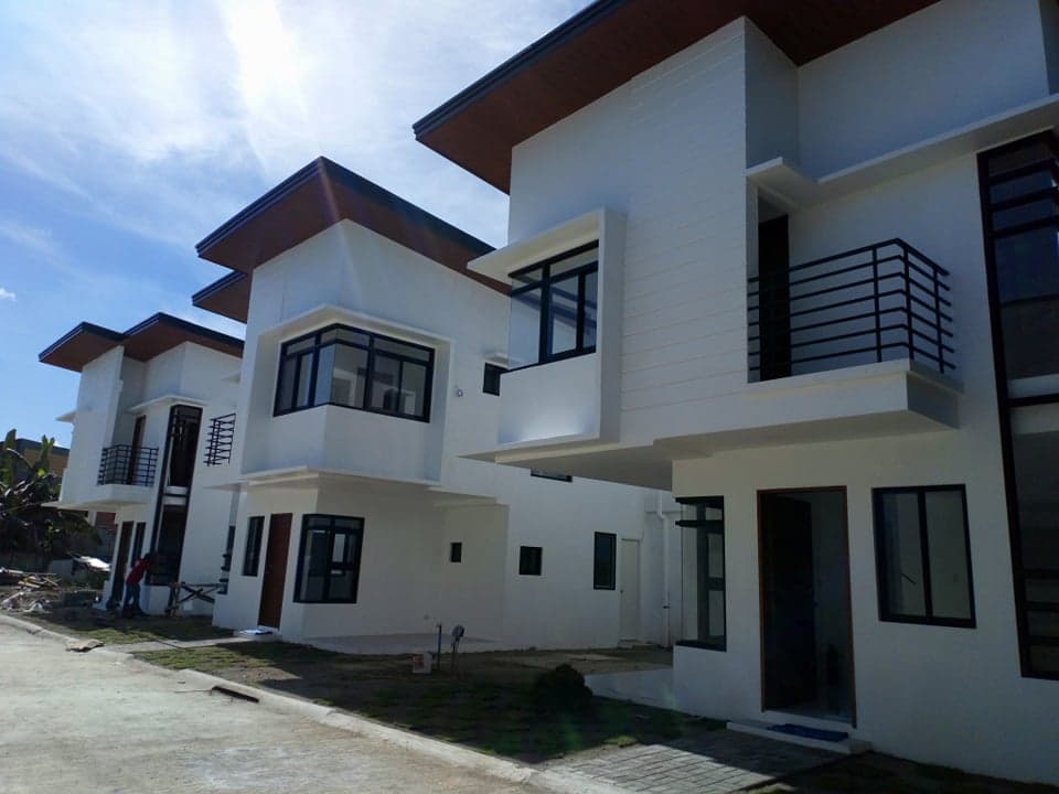 House and Lot - photo 2