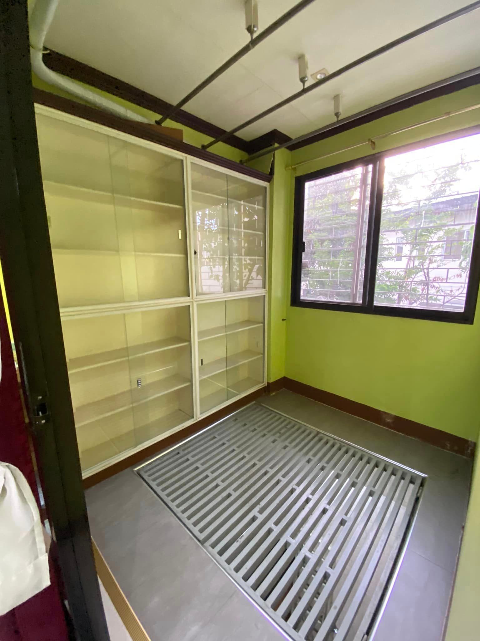 FULLY FURNISHED TOWNHOUSE IN MABOLO - photo 2