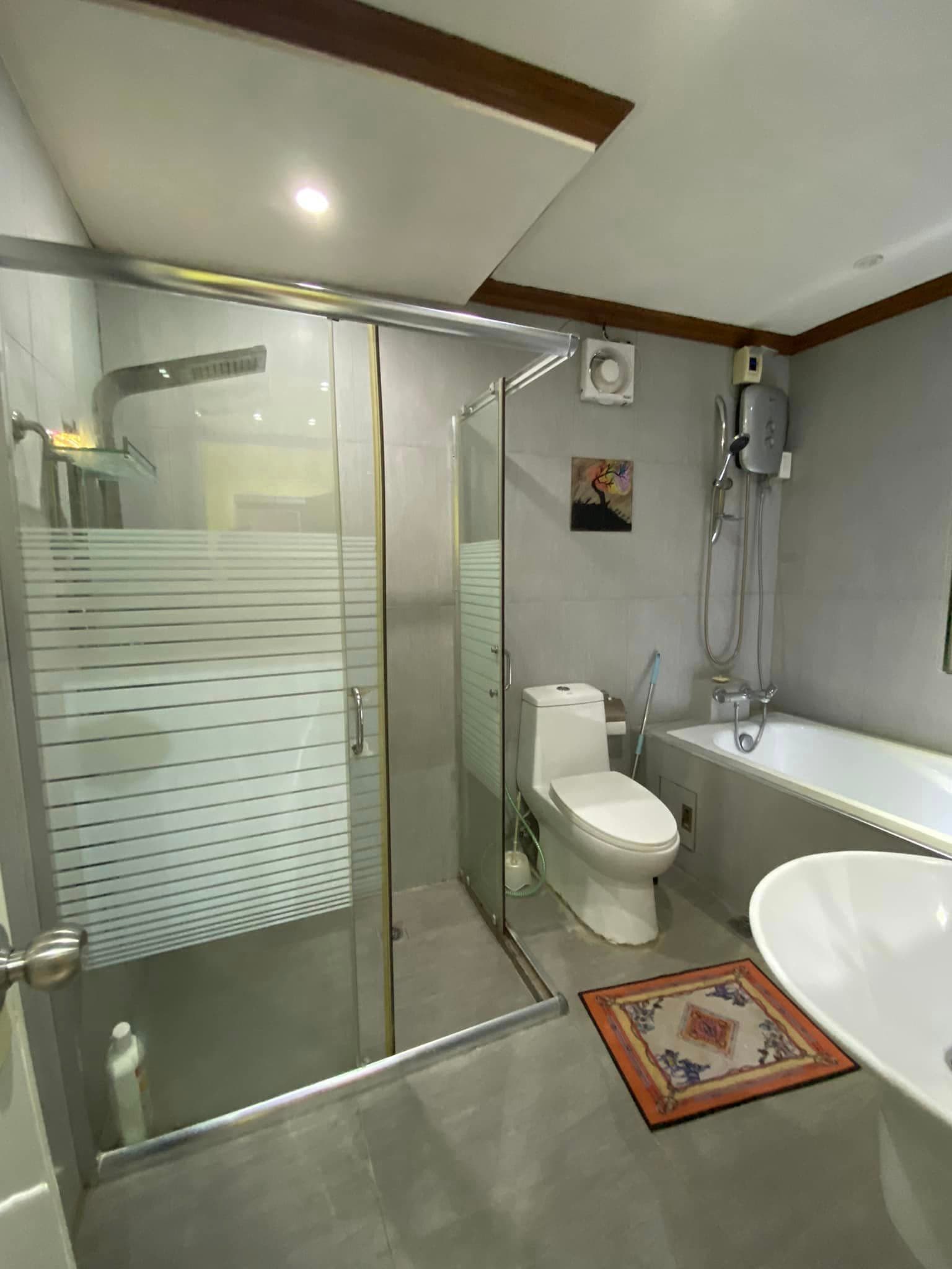 FULLY FURNISHED TOWNHOUSE IN MABOLO - photo 1