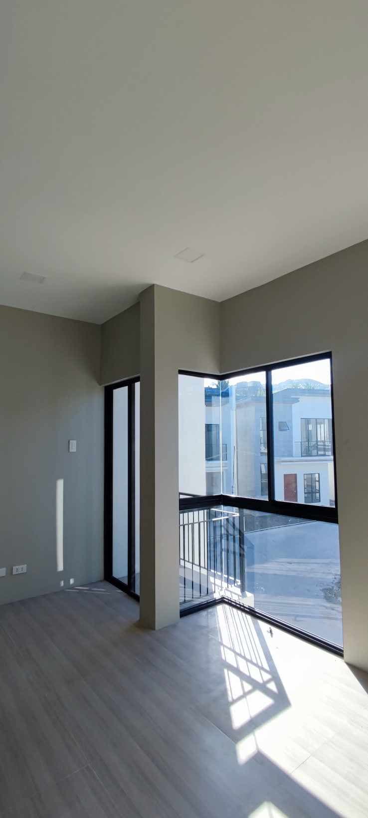 Verdana Heights house and lot for sale - photo 1