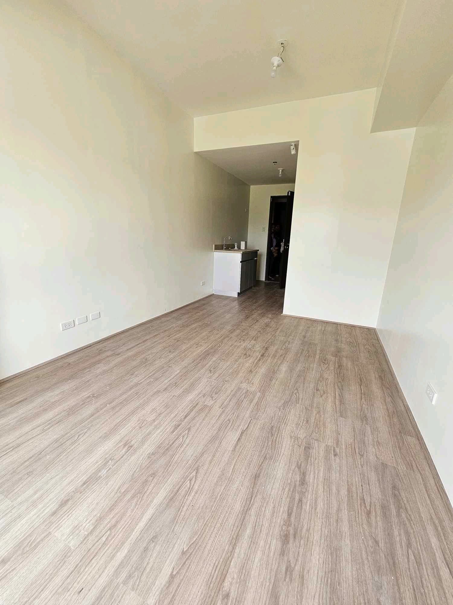 FOR SALE MEDIANSTUDIO UNIT - photo 5