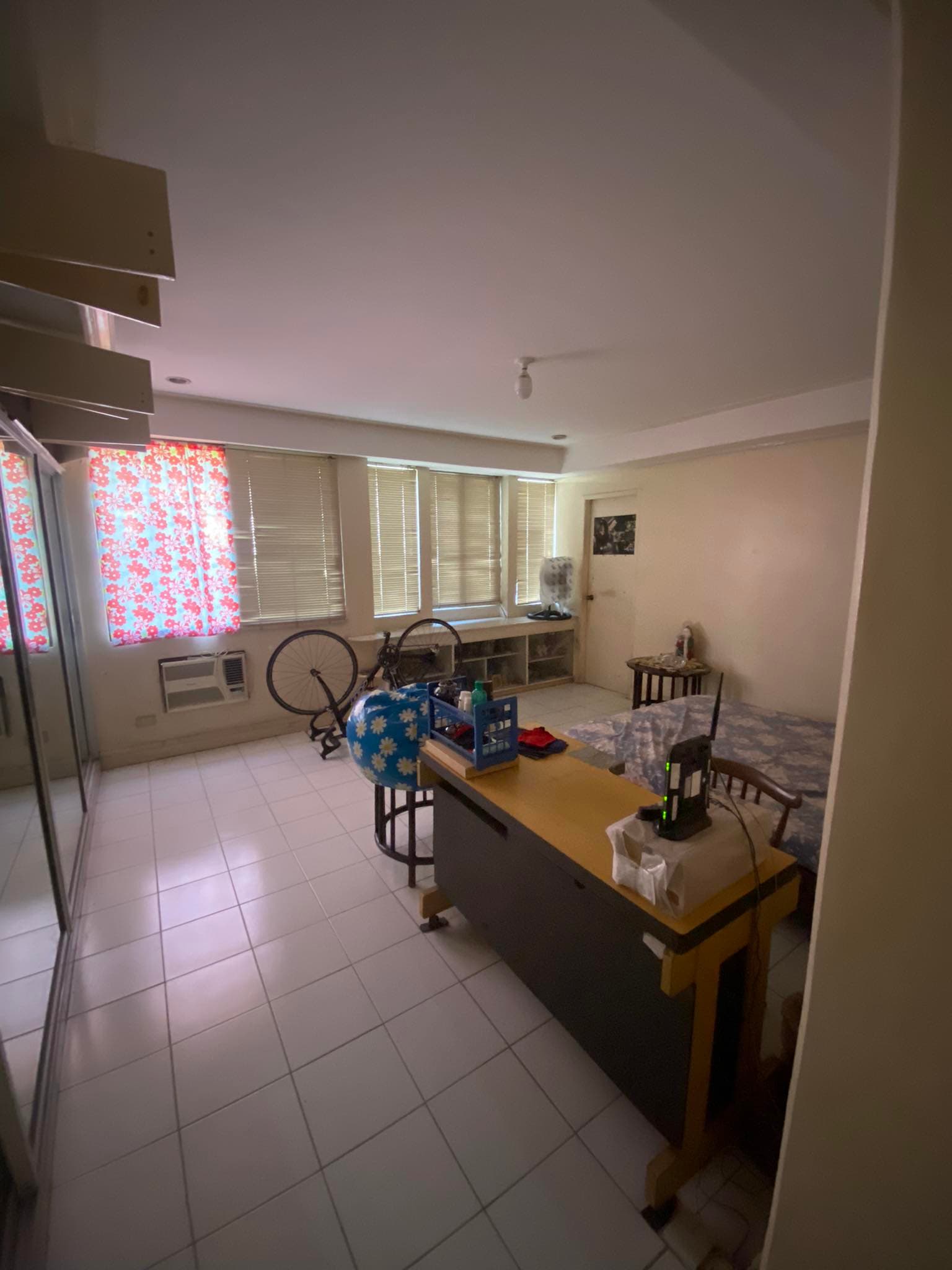 House and Lot for Sale in Horseshoe drive banawa - photo 7