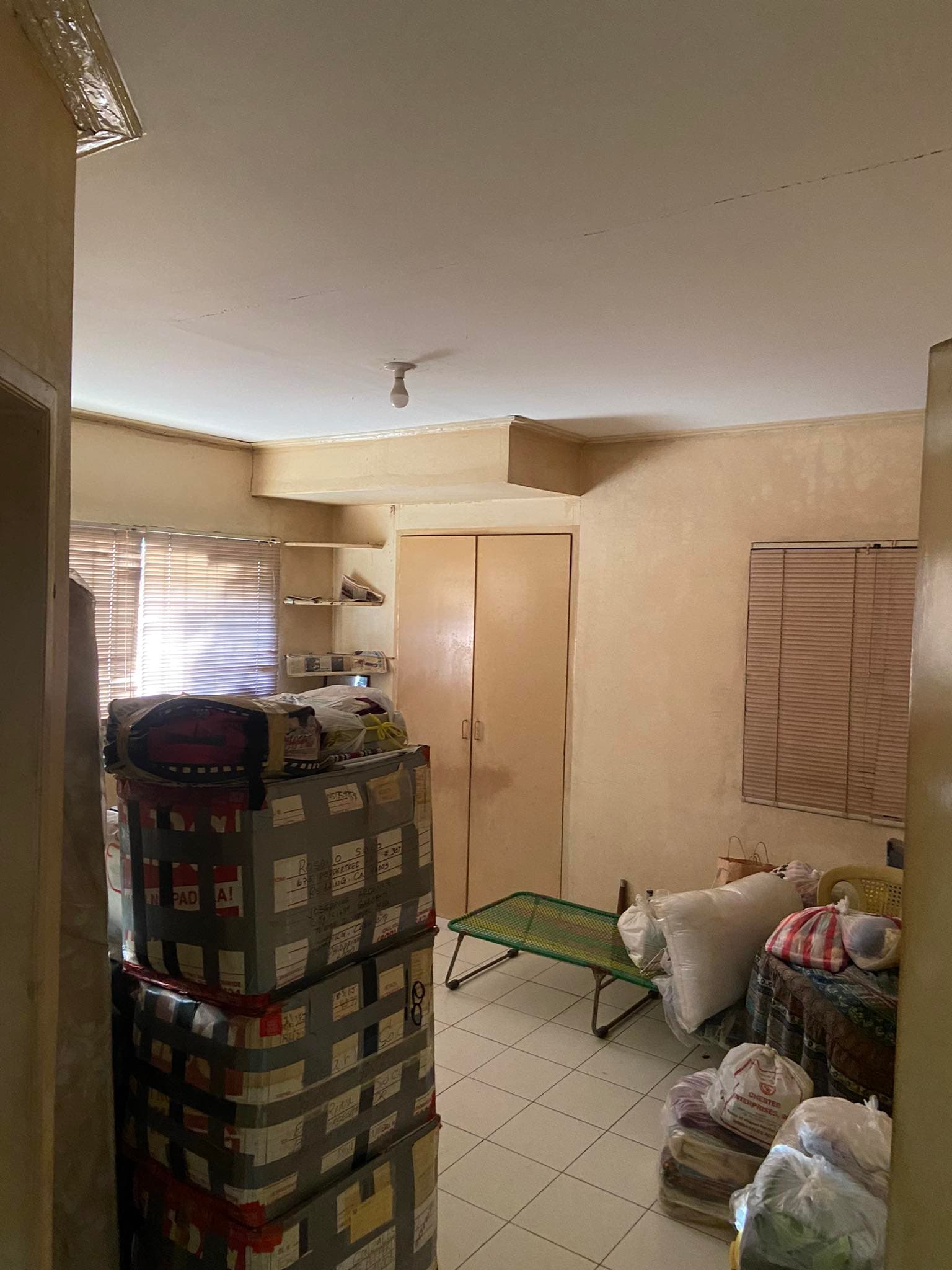 House and Lot for Sale in Horseshoe drive banawa - photo 6