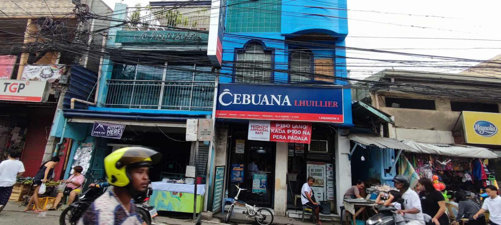 income generating commercial building with 11 doors apartment - photo 3