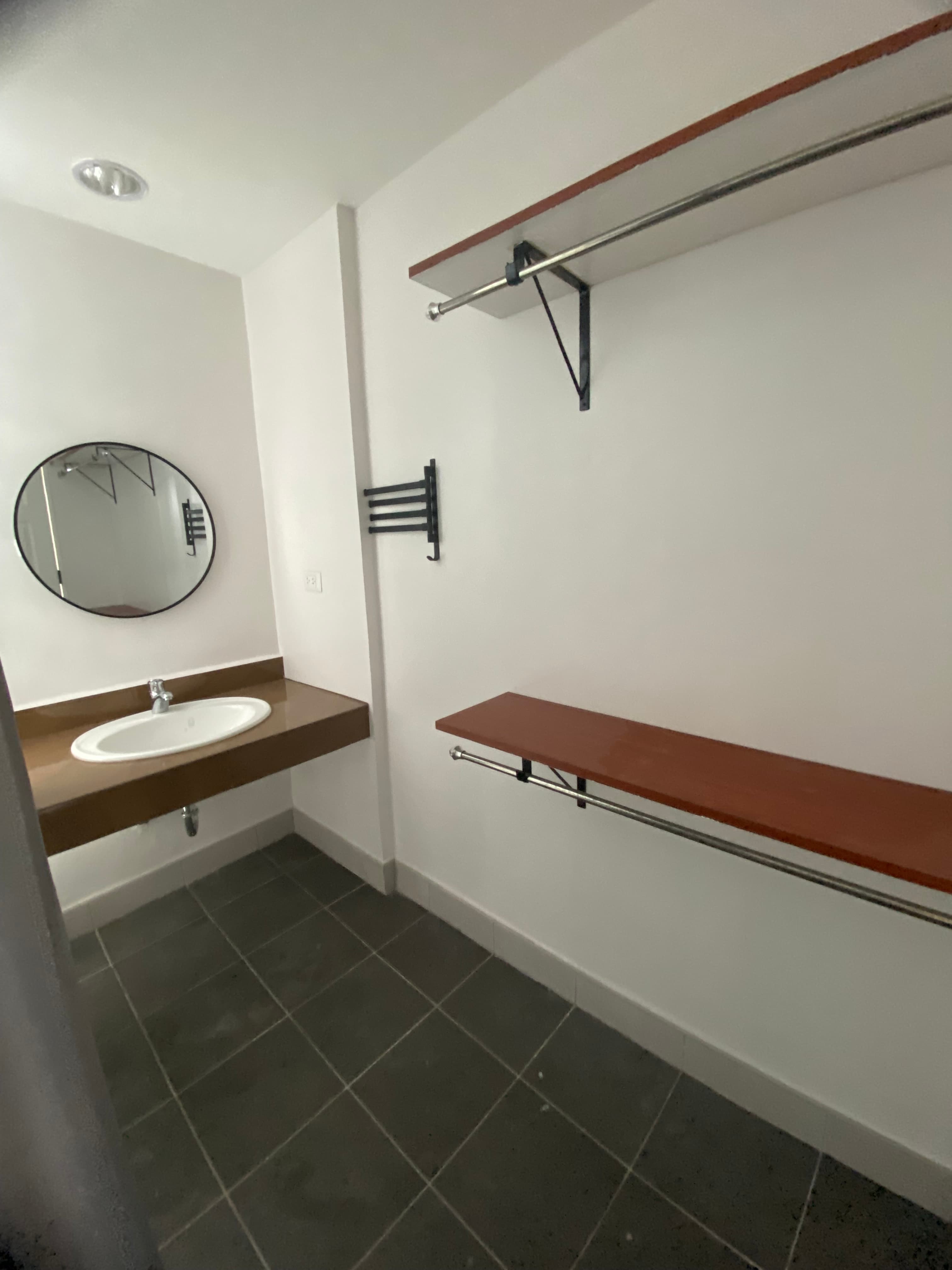 111-2023000136 - photo 7