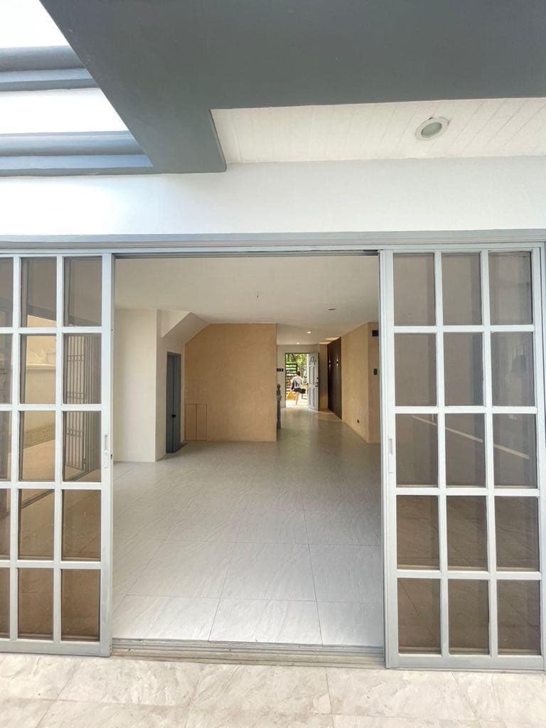 FILINVEST EAST HOUSE - photo 5