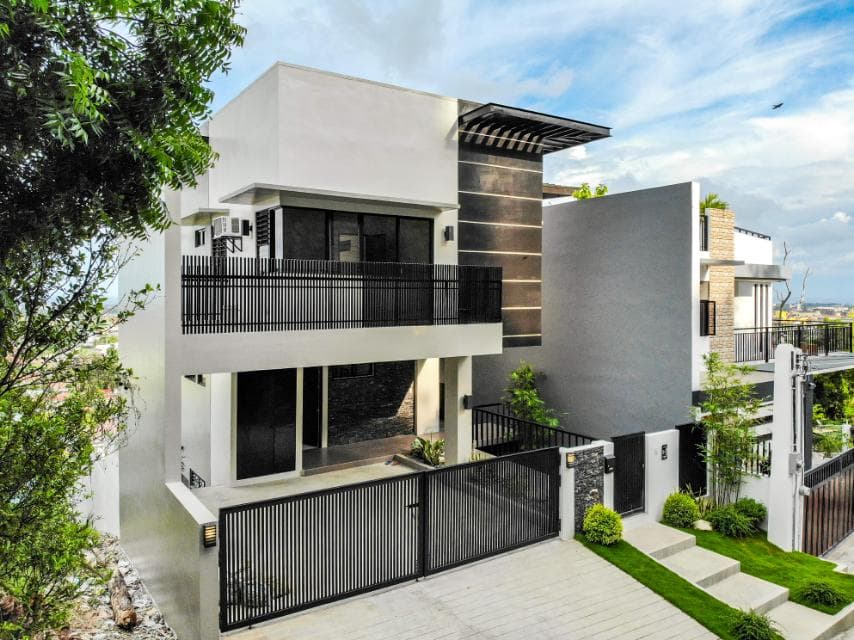 VISTA GRANDE House and Lot for SALE - photo 1