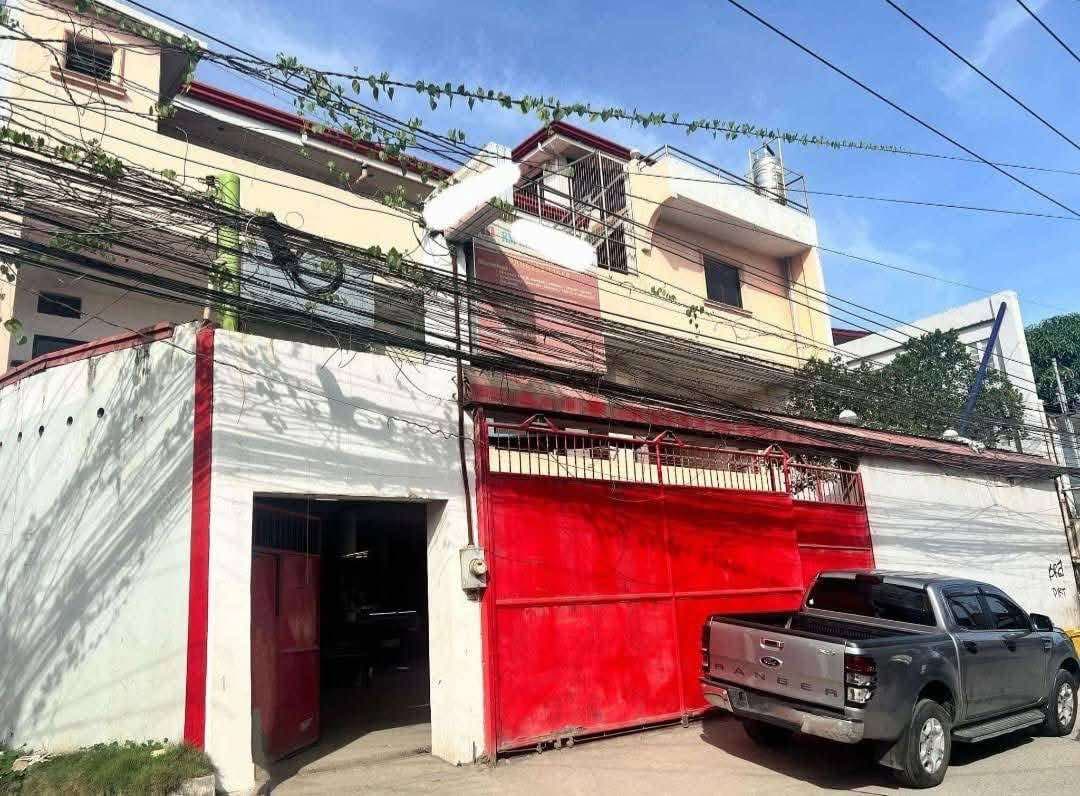 Commercial Building for Lease Mandaue City - photo 1