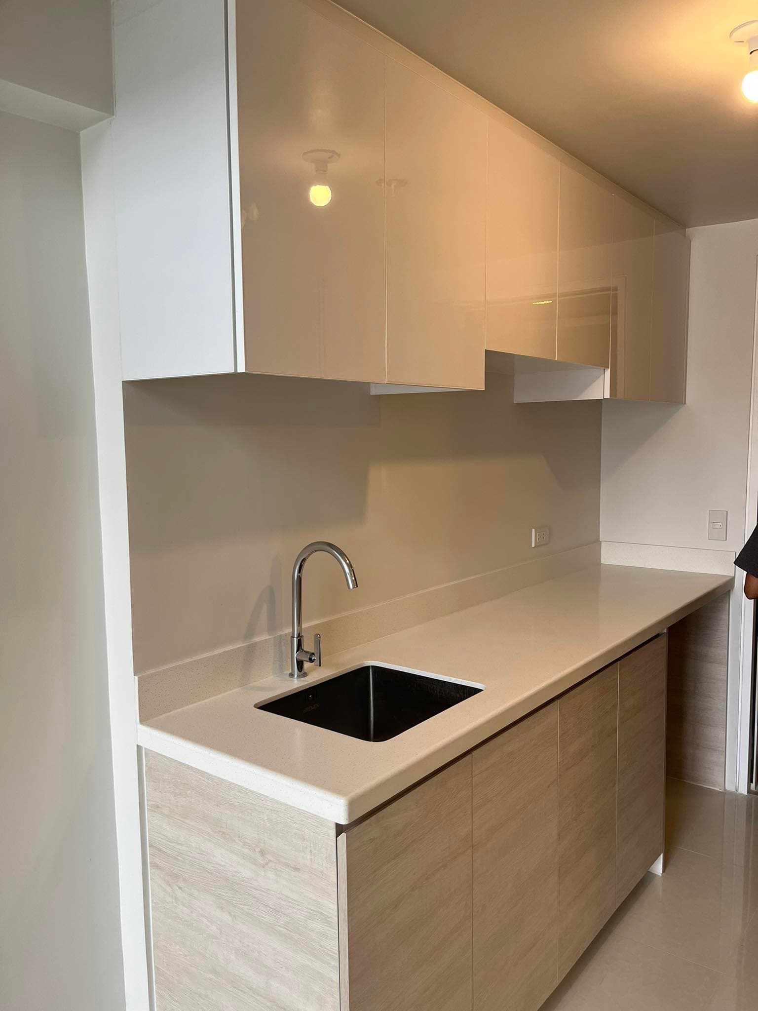 1 bedroom loft unit in mandani bay - photo 1