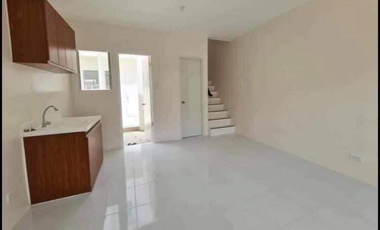 Garden Bloom South For Assume 300k (NEGO) . - photo 2