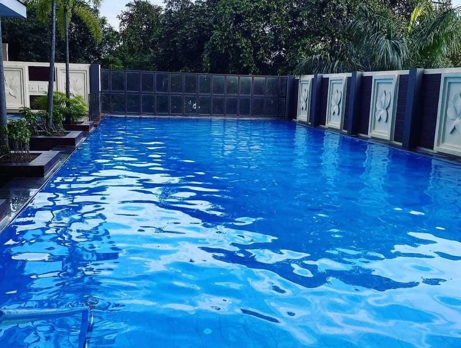 1 Bedroom Condominium Azalea Place Cebu for Sale