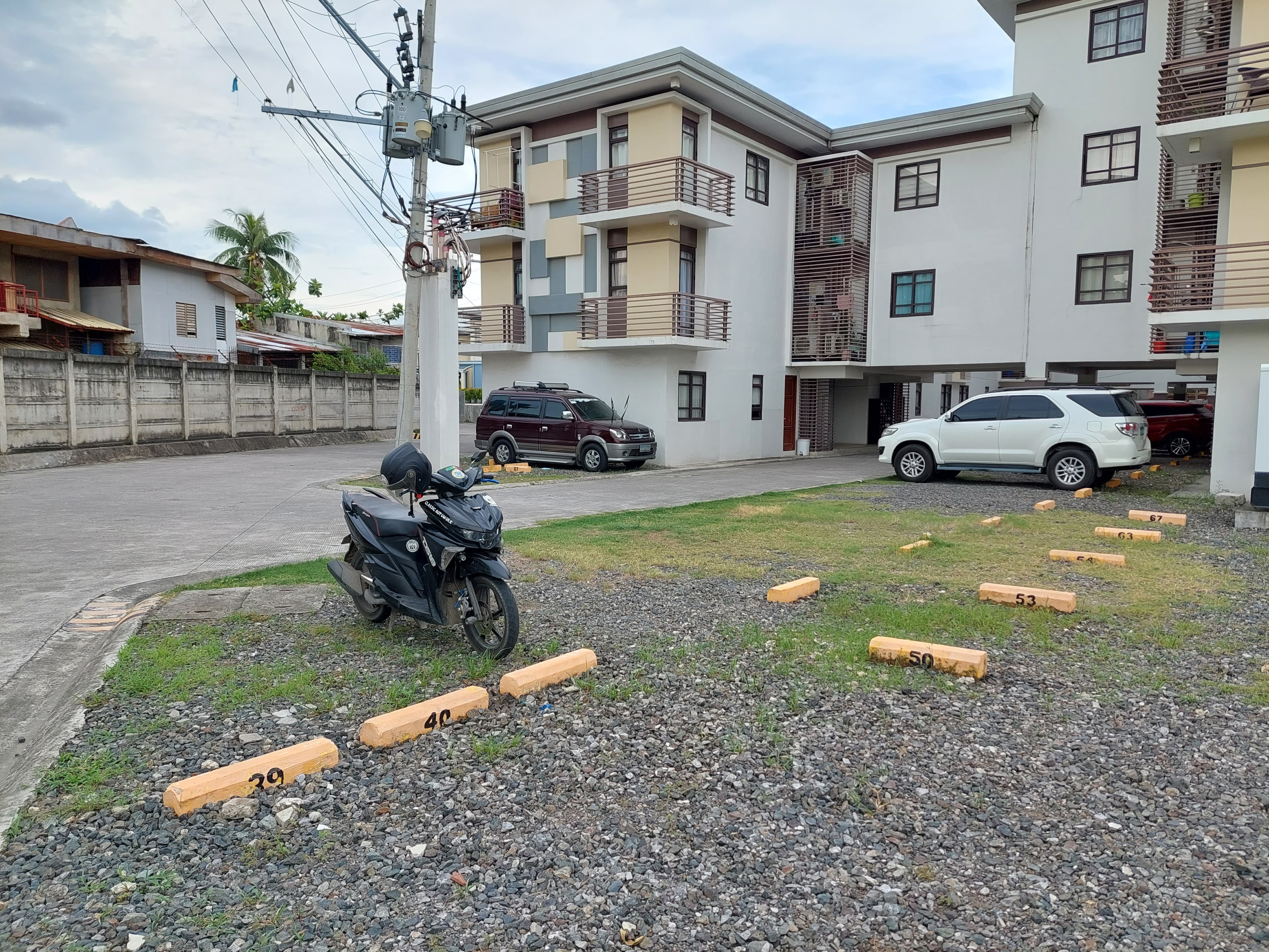 Ready to Occupy Condo in Banawa Cebu - photo 5