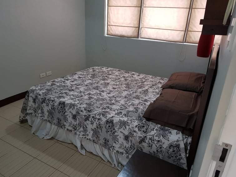 Fully Furnished 1 BR in Persimmon Condominium