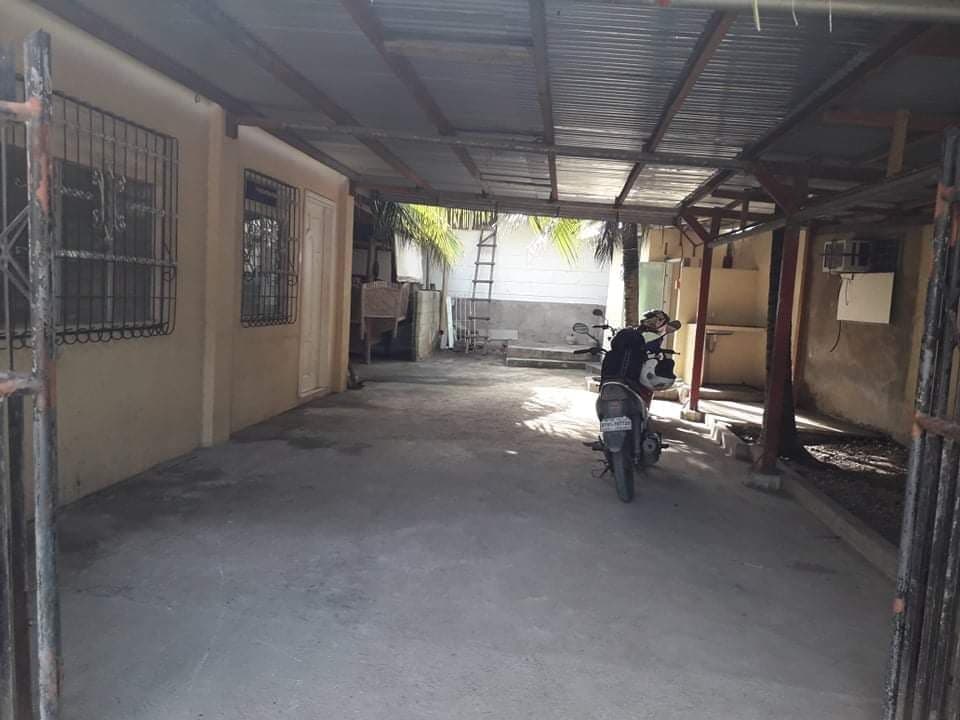 300 SQM LAND AREA IN MACTAN, LAPU-LAPU CITY - photo 3