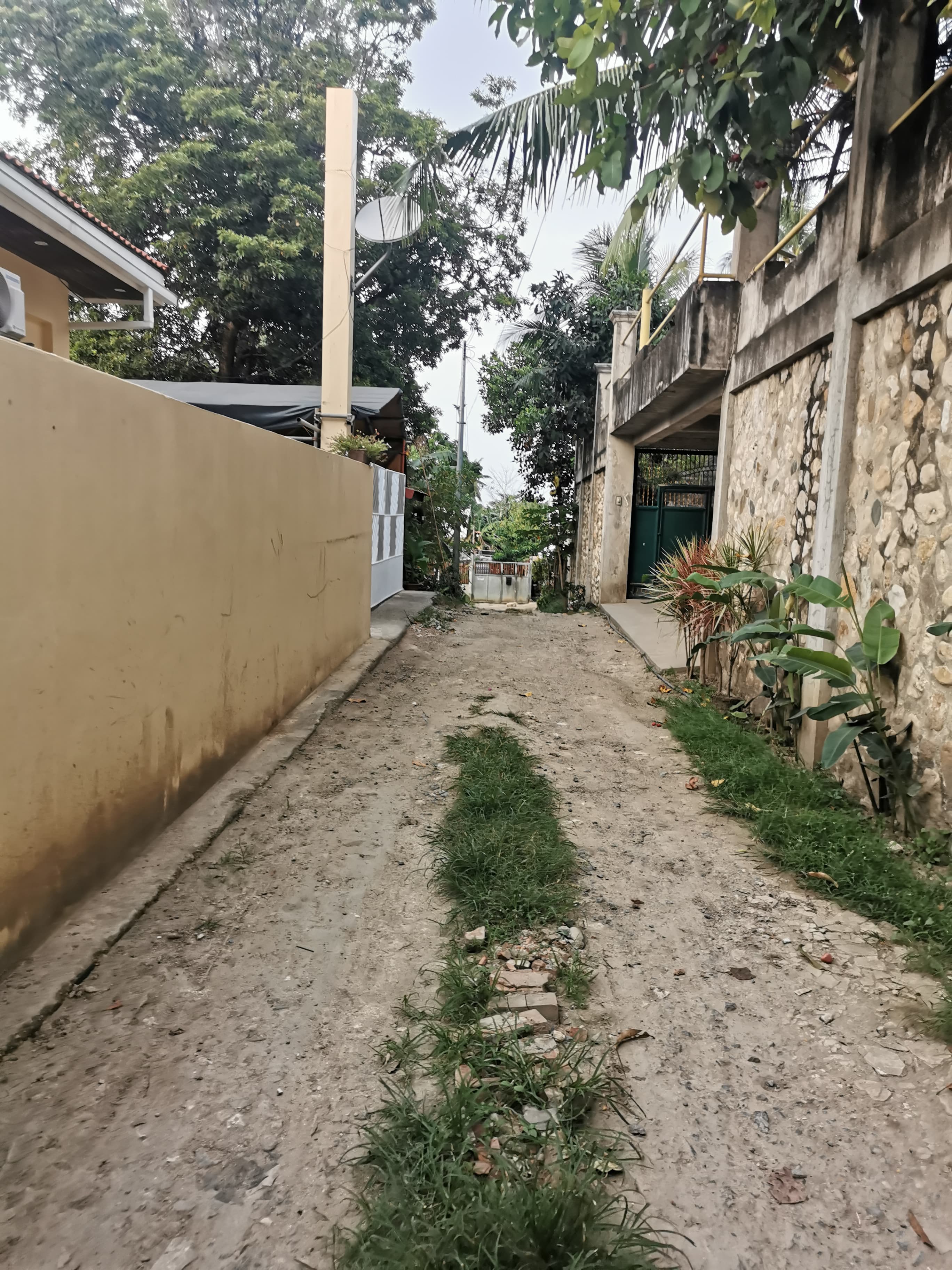 Residential Lot in Poblacion Liloan - photo 6