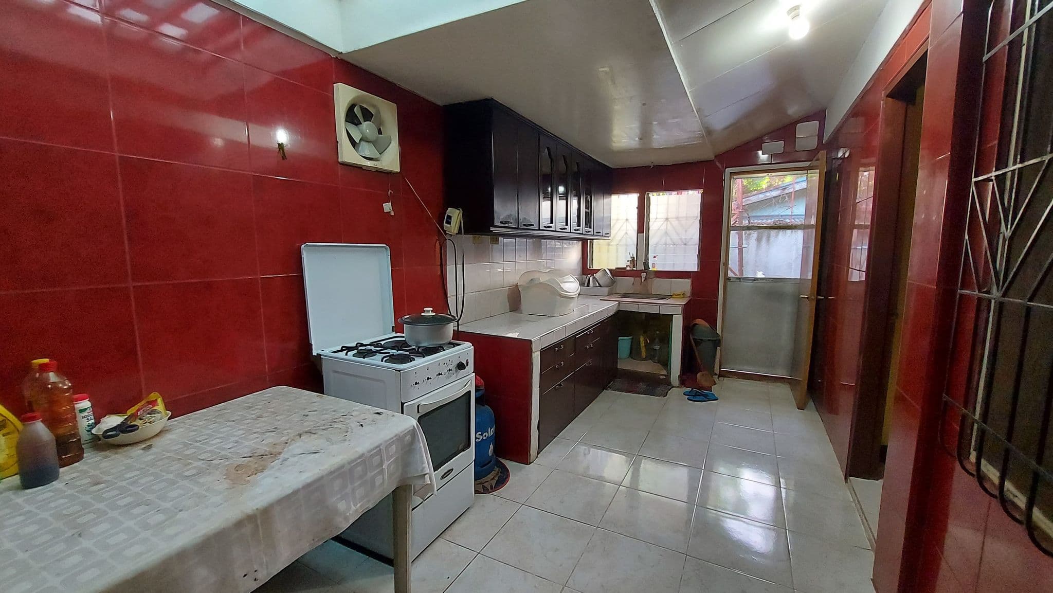 House and Lot for Sale in Lapu-lapu - photo 3