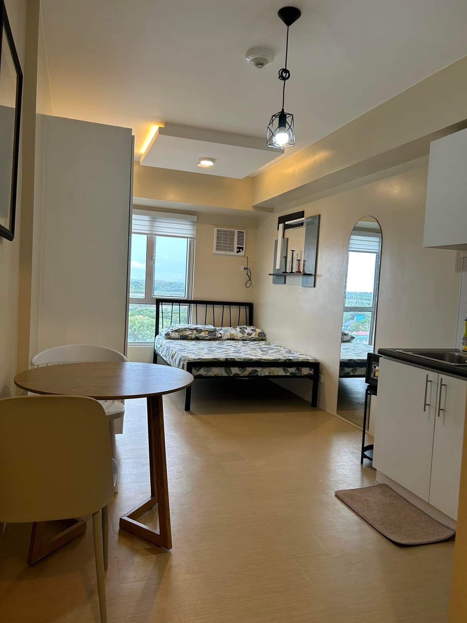 Studio 6th Floor - photo 3