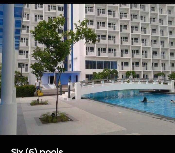 1BR Condominium - photo 1