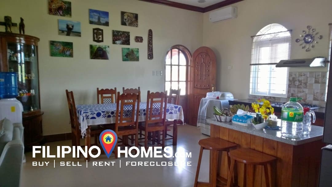 Mediterranean House & Lot for Sales in Naga City - photo 5