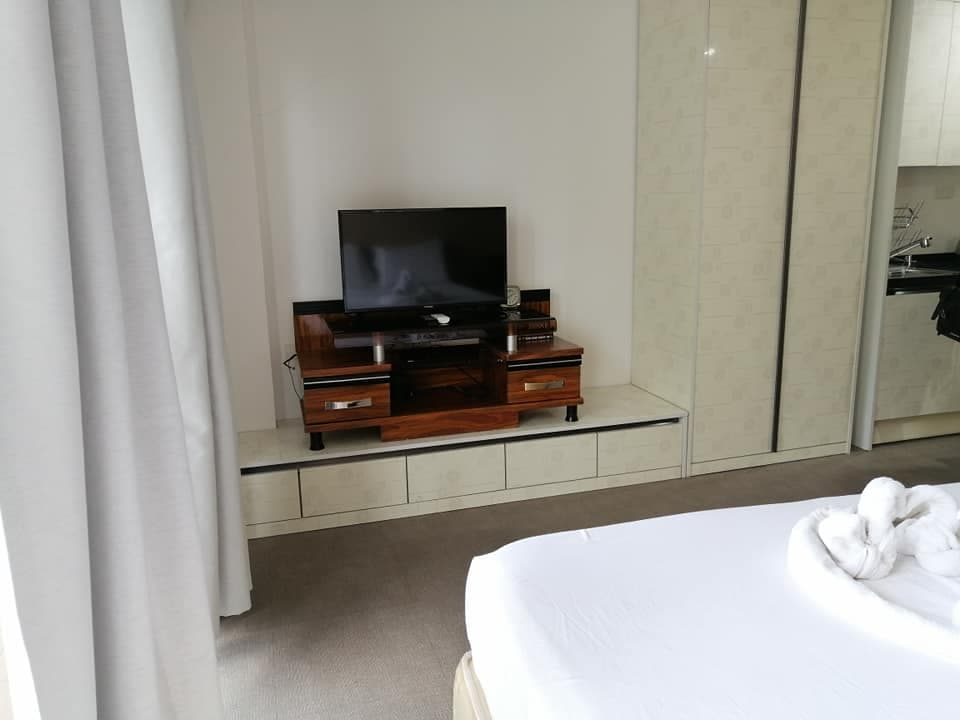 For Rent SMART Condo, Studio with Balcony 30k per month minimum 5 months - photo 4