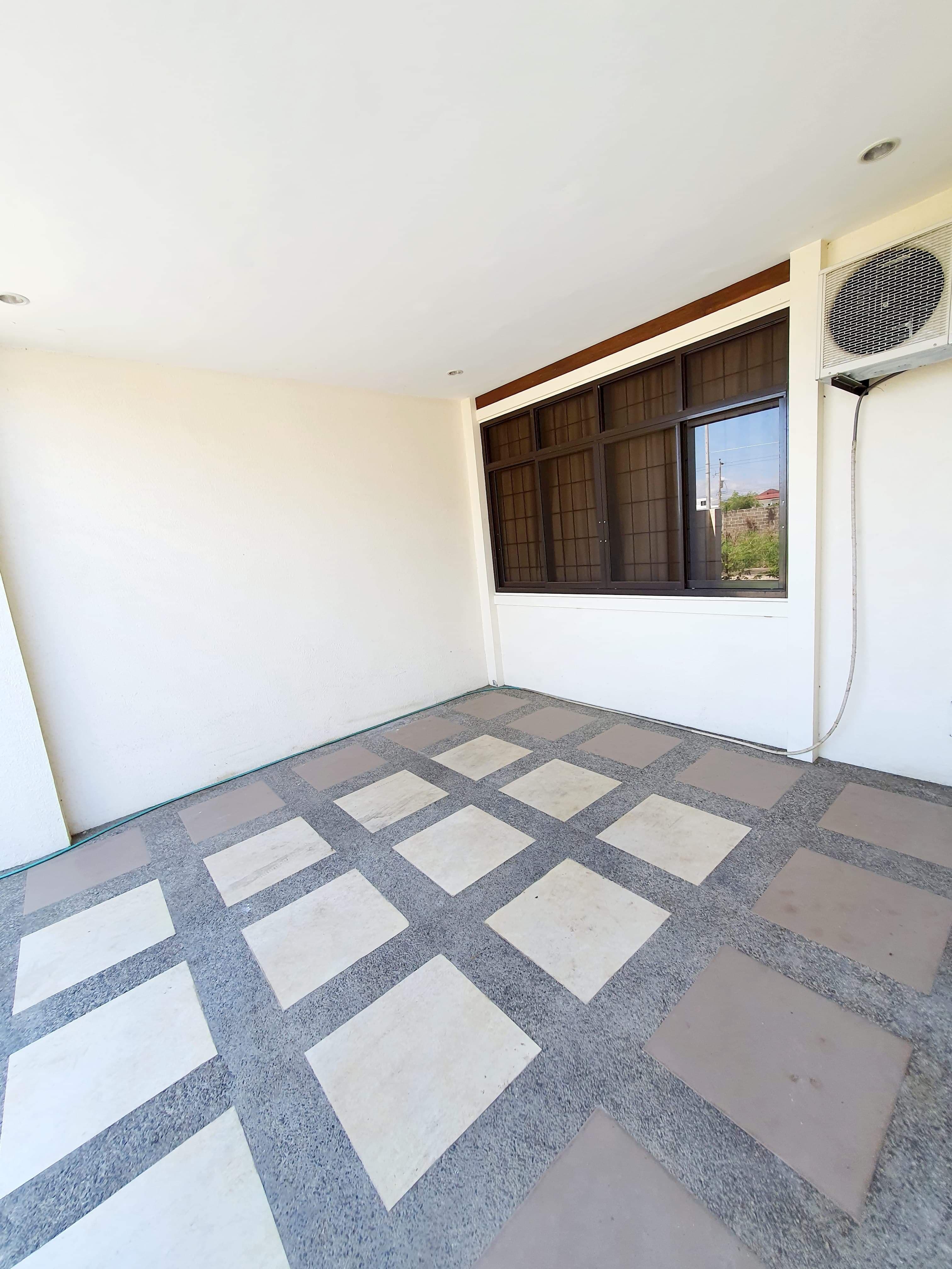 150 sqm House and Lot in HILSBOROUGH POINTE - photo 5