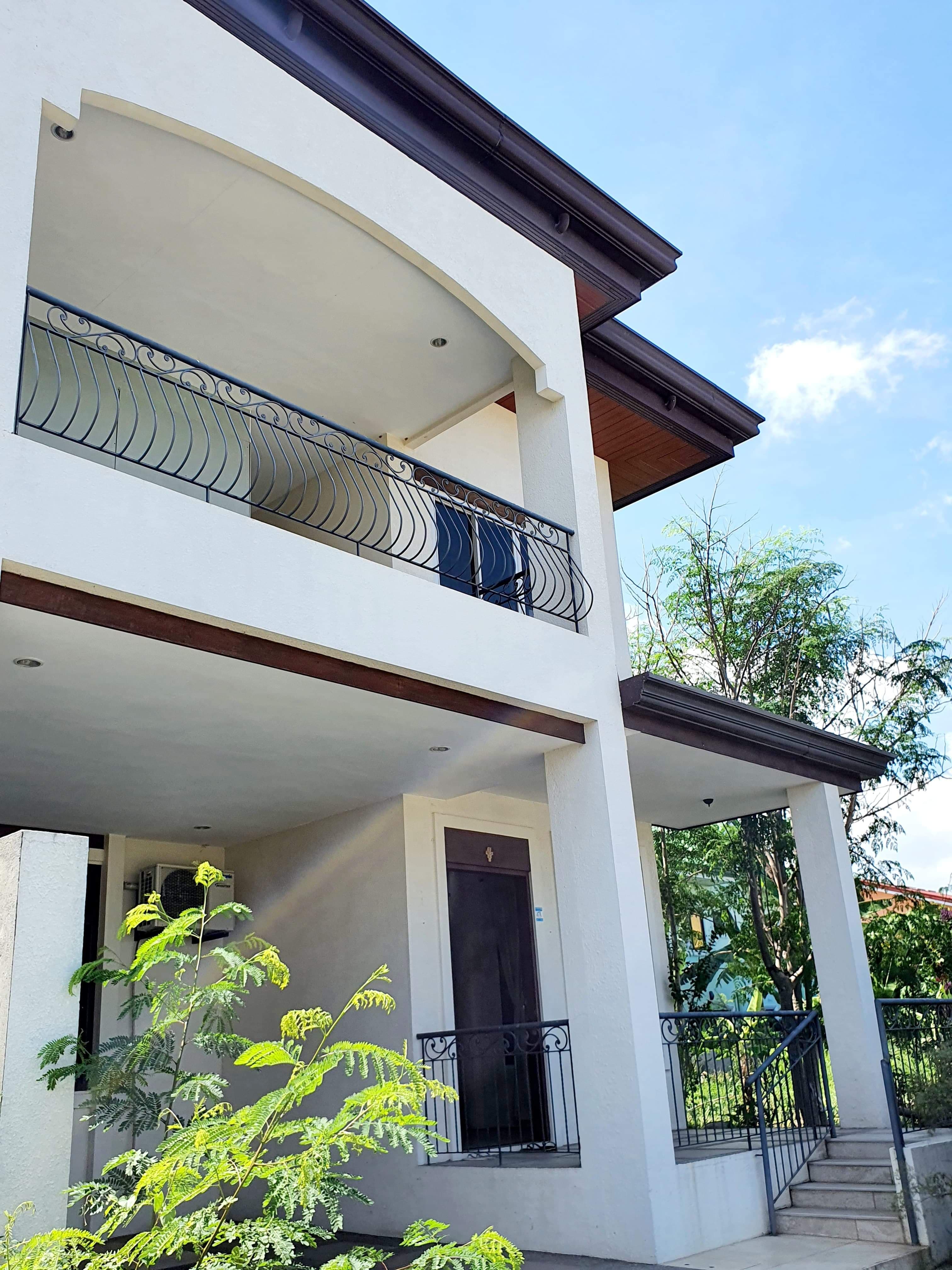 150 sqm House and Lot in HILSBOROUGH POINTE - photo 1