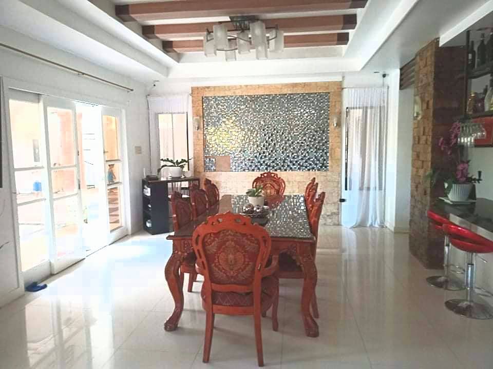 RUSH!! RUSH!!! RUSH!!! Spacious corner house and lot with swimming pool!! - photo 3
