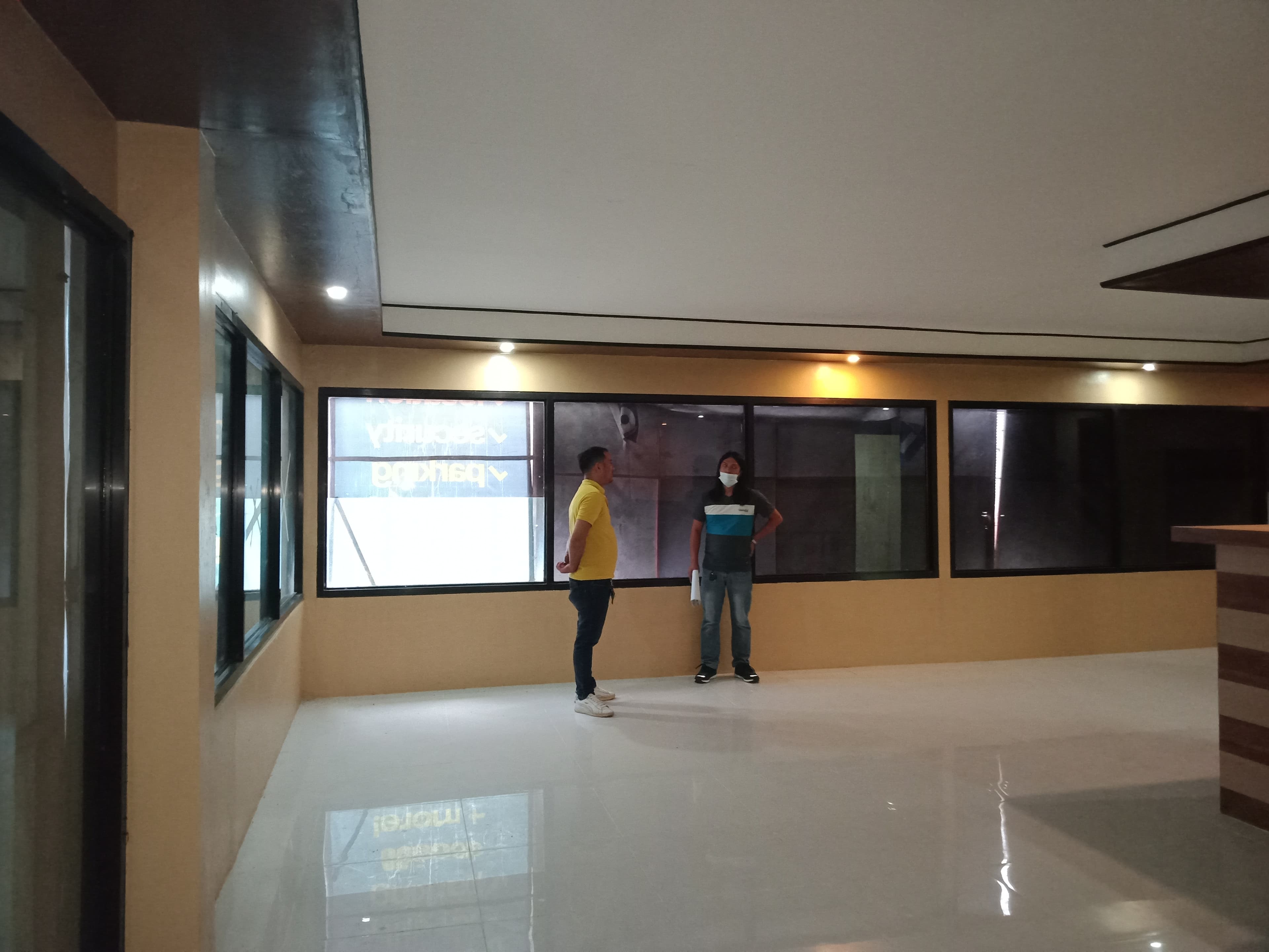 Bacolod Commercial Space for Rent along Lacson St. - photo 5