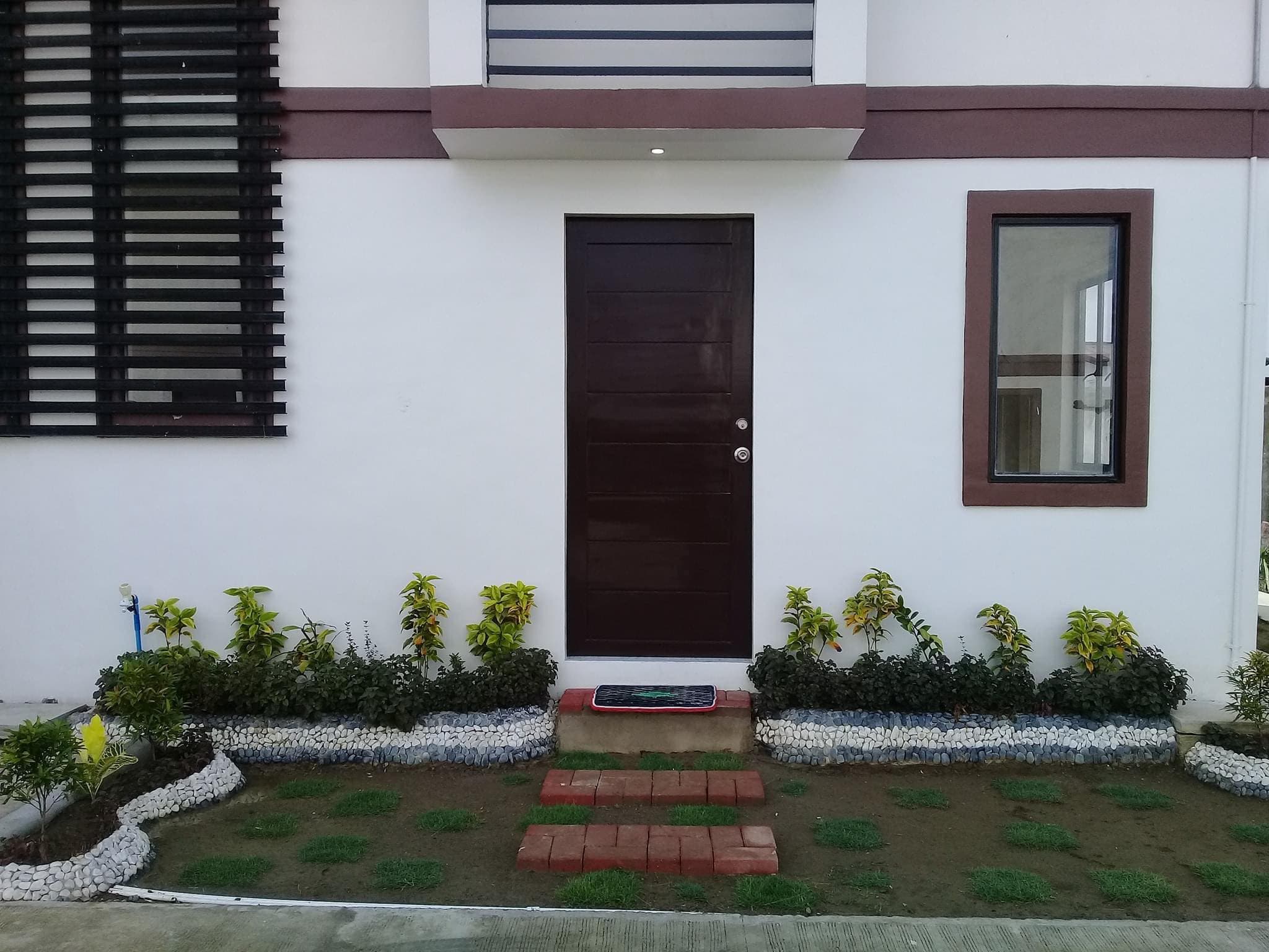 FOR RENT: DUPLEX unit in LAPU LAPU CITY (Semi Furnished)