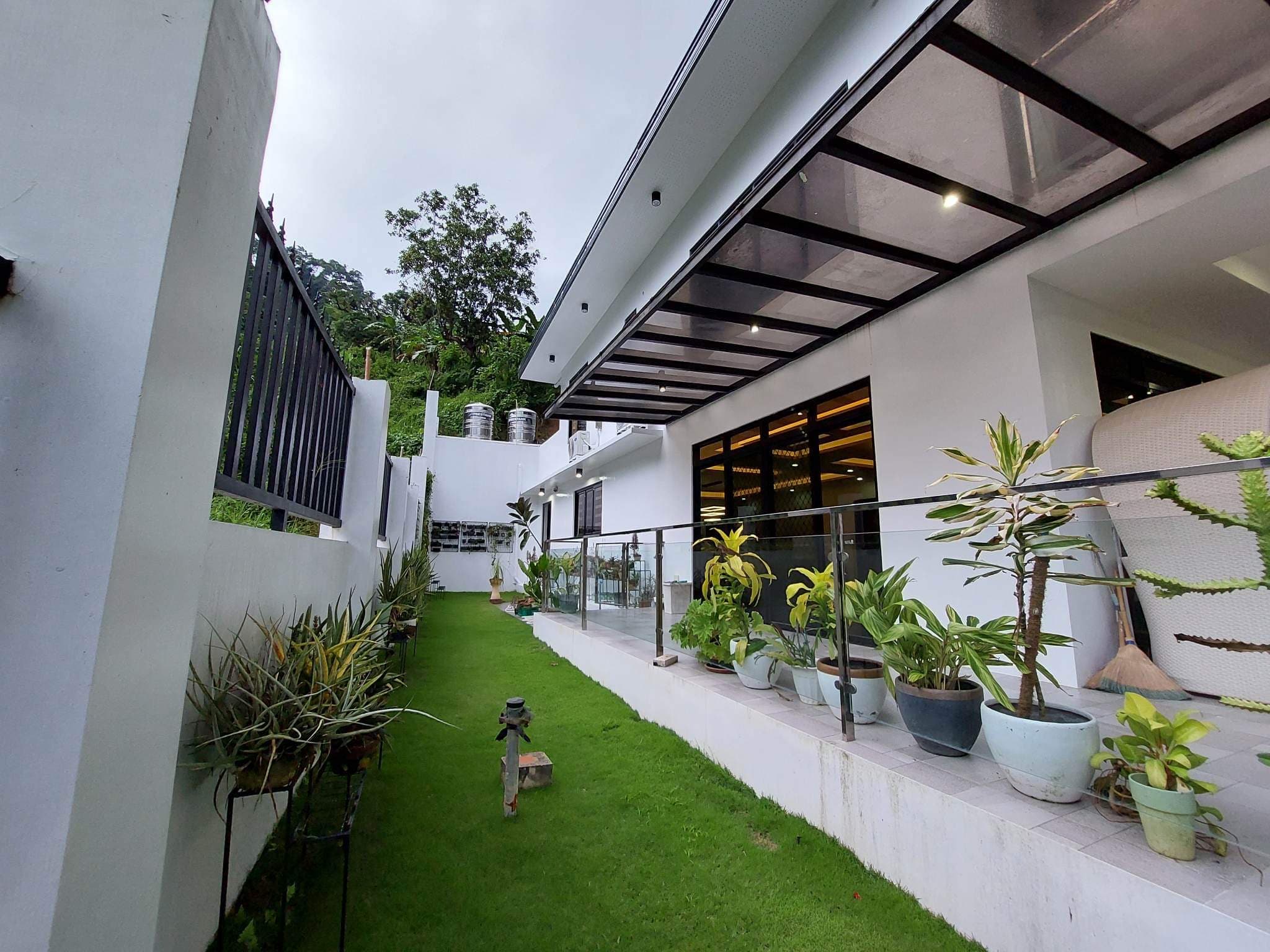 Modern Houss and Lot - photo 3