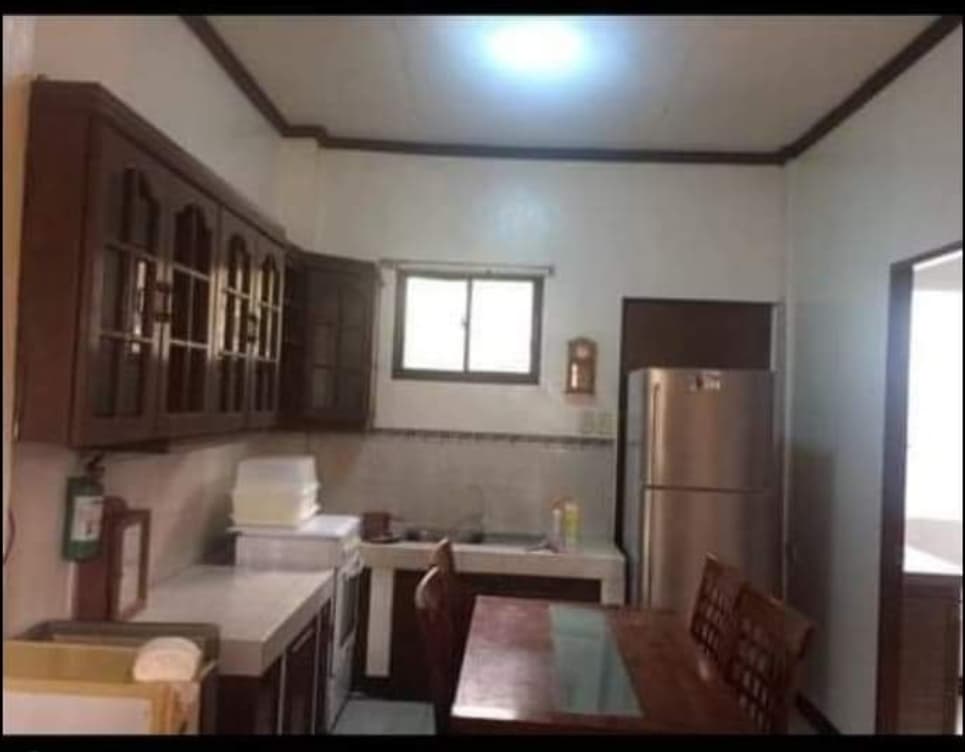 Sacrifice Sale! House and Lot - photo 4