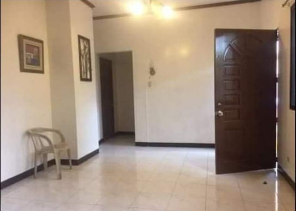 Sacrifice Sale! House and Lot - photo 3