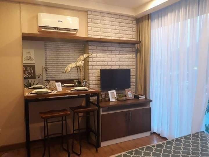 Condominium unit - photo 2