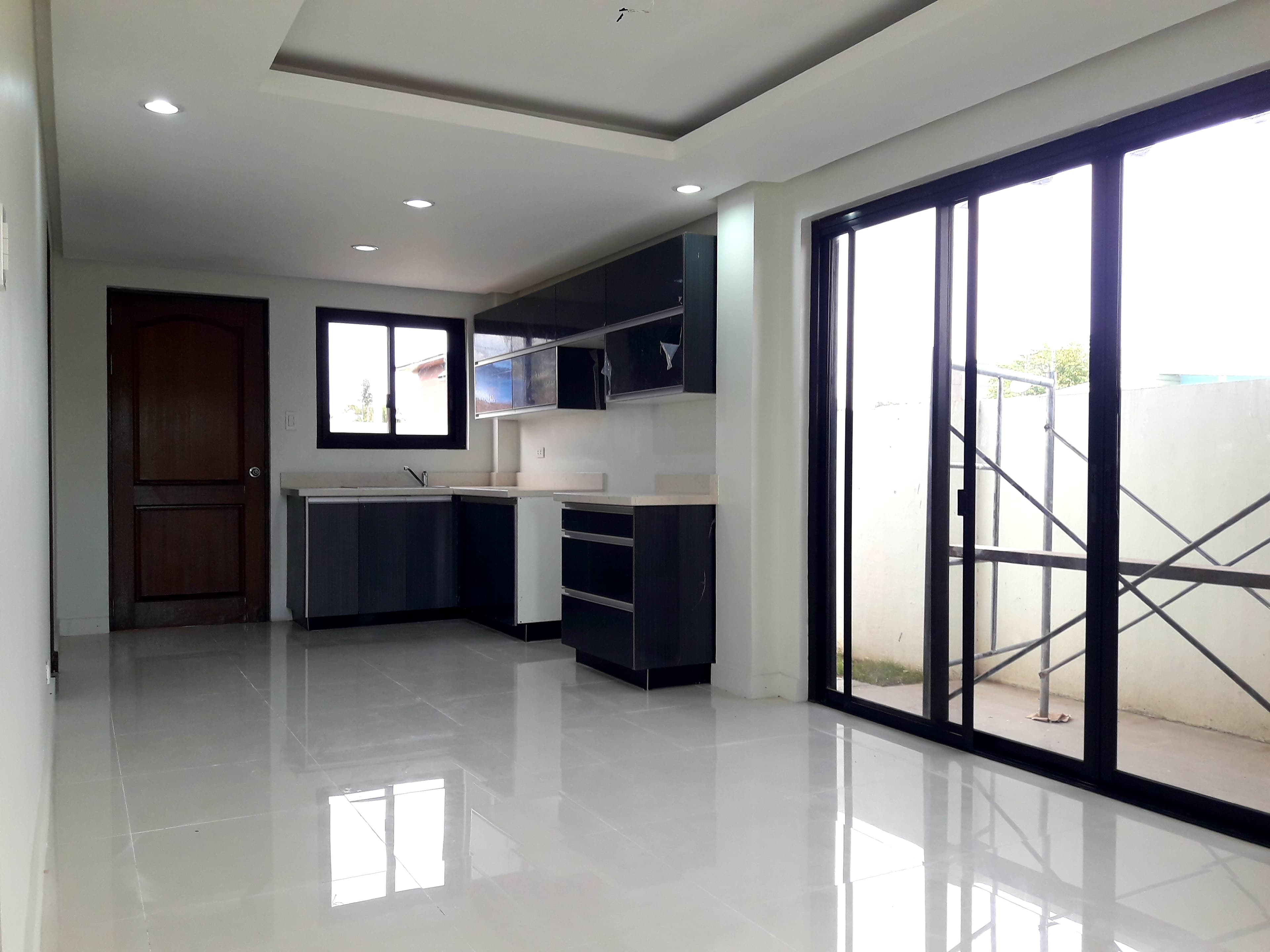 Brand new house and lot for sale!! - photo 5