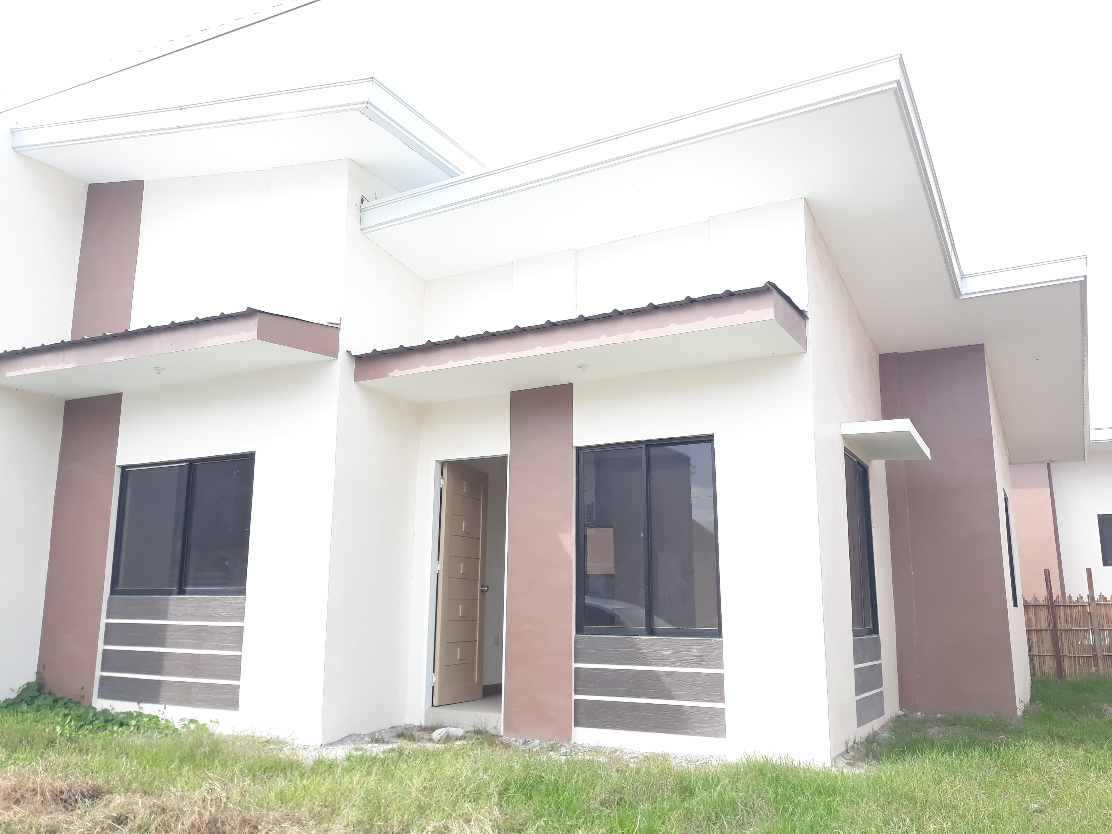 Vivienne Heights for Assume