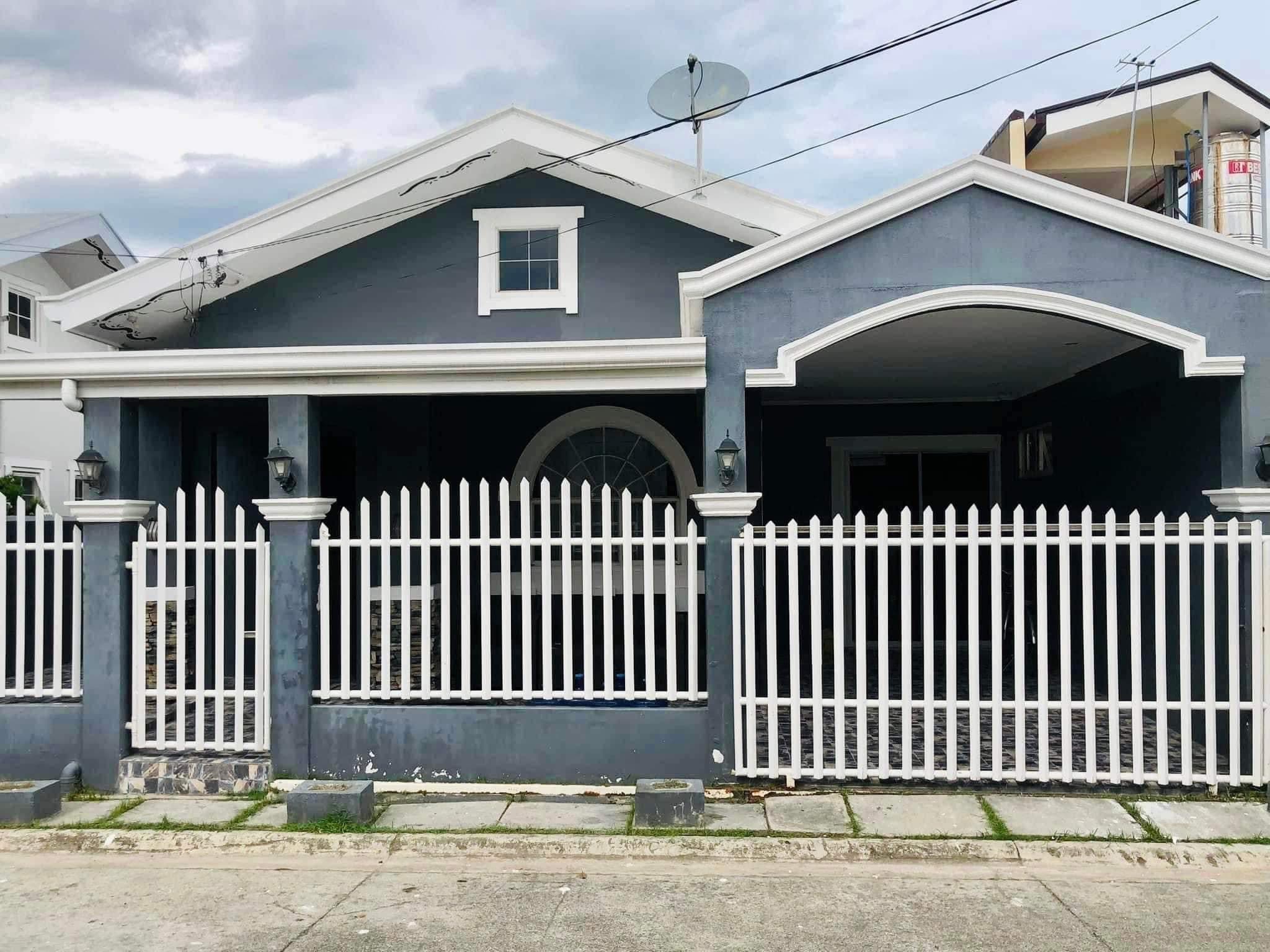 Bungalow House in Collinwood Subdivision - photo 1