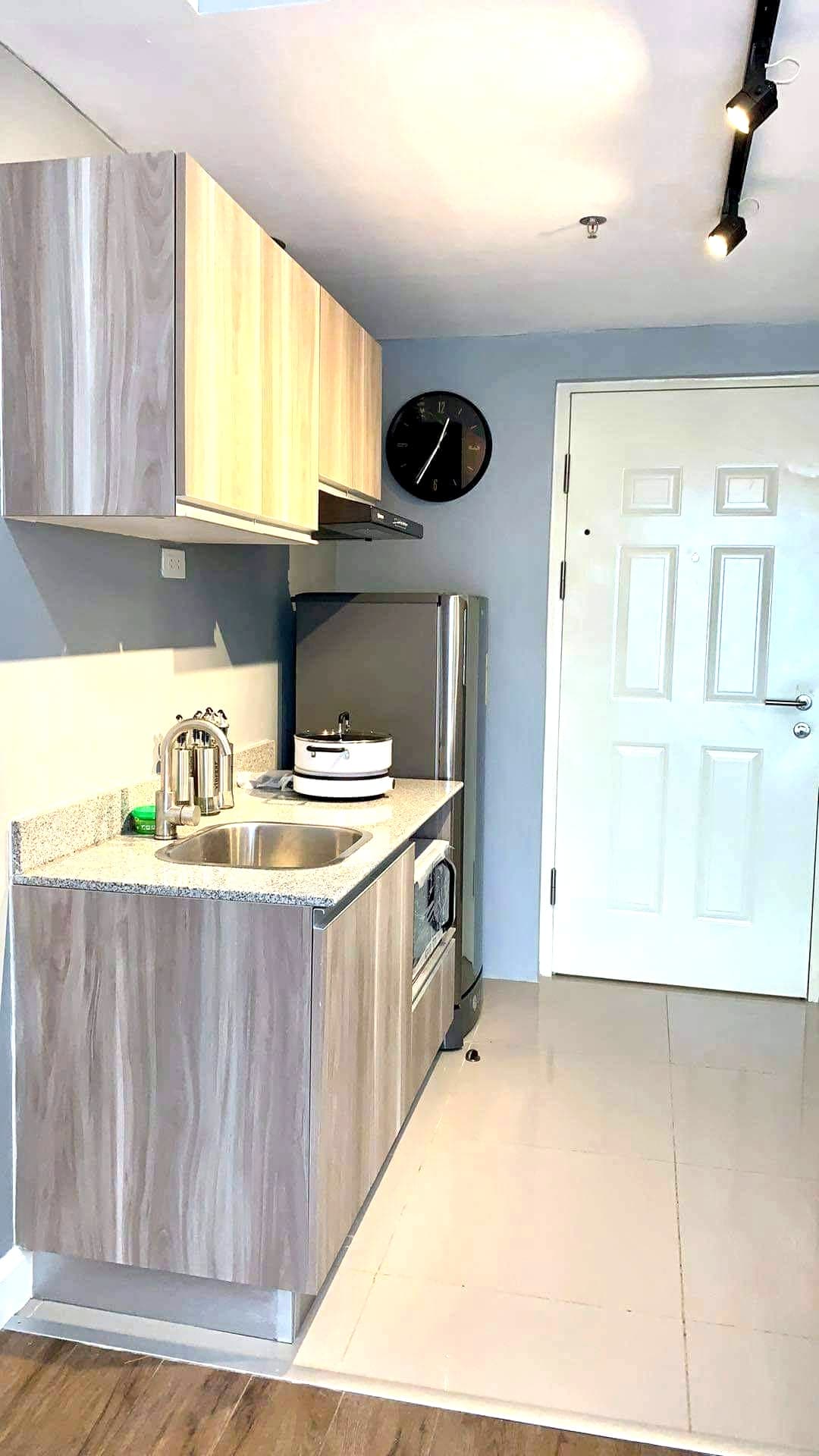 Studio with balcony for rent - photo 4