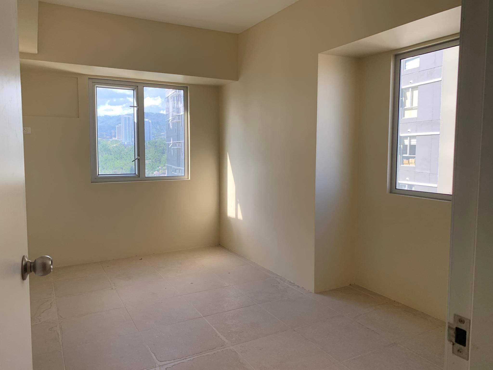 1bedroom corner unit for Assume! - photo 6
