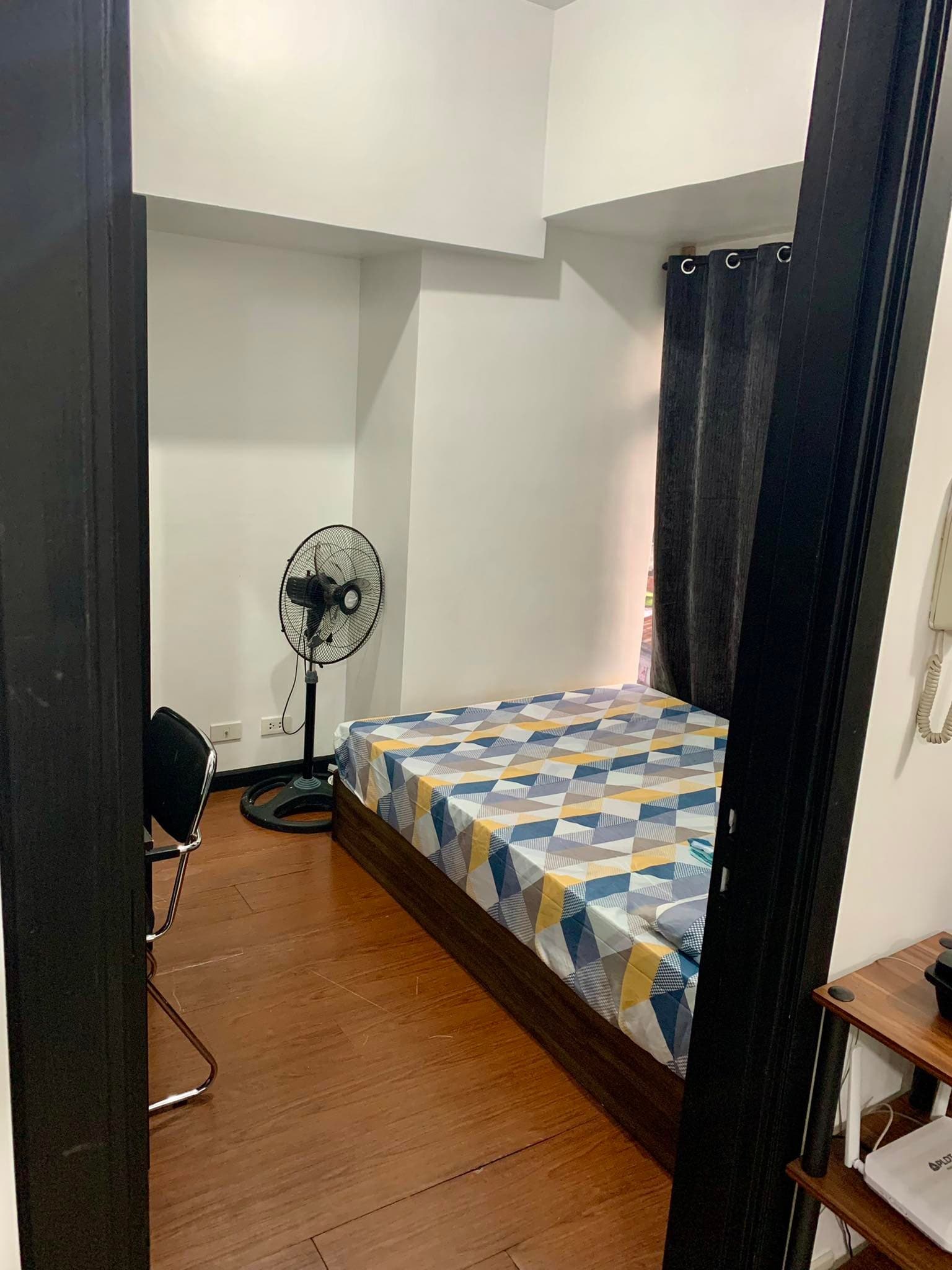 FOR RENT!!! 2 Bedroom with Parking in Azalea Place - photo 2