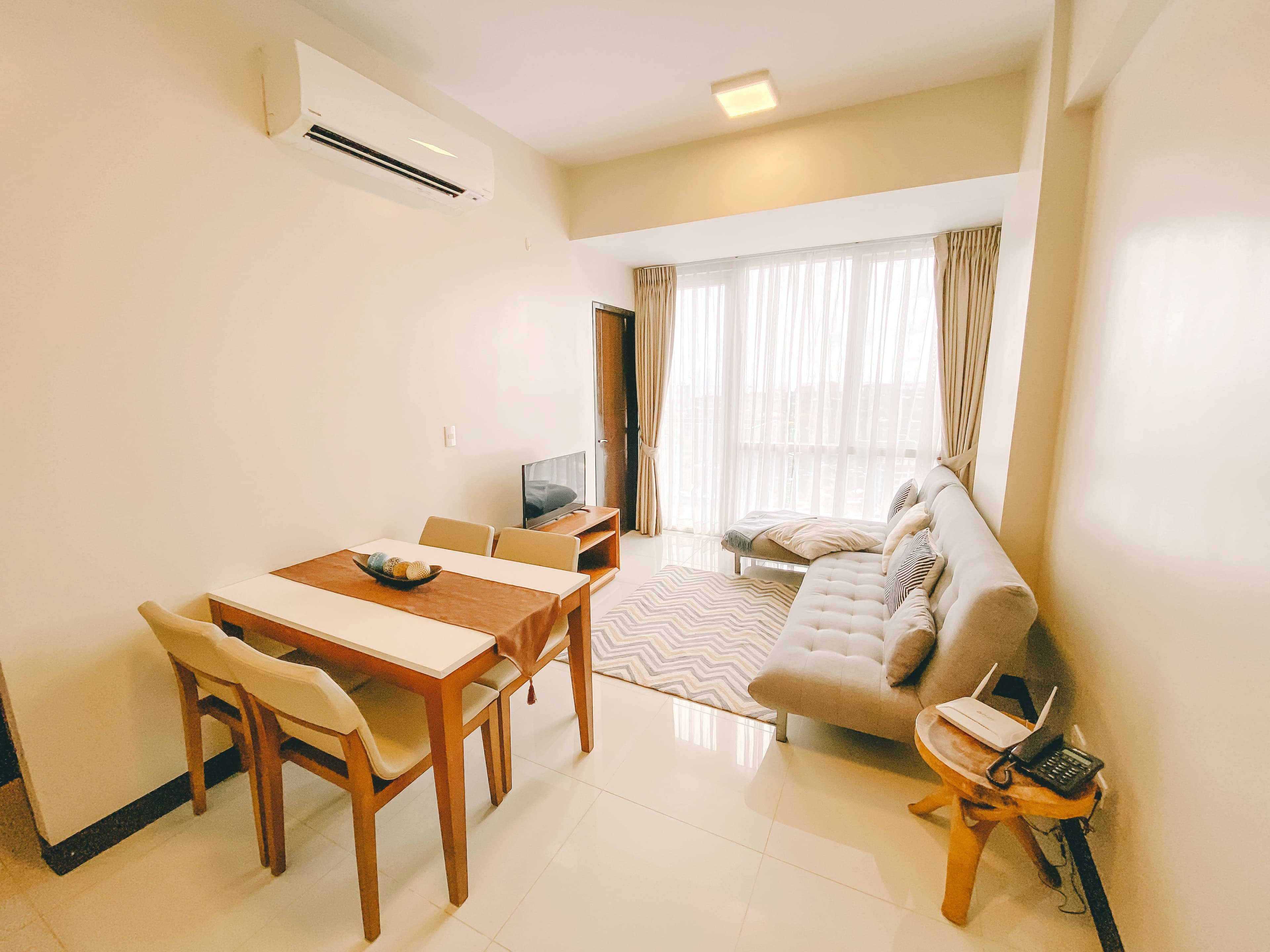 For Rent 1 Bedroom Serviced Unit at One Pacific Residence in Mactan Newtown - photo 2