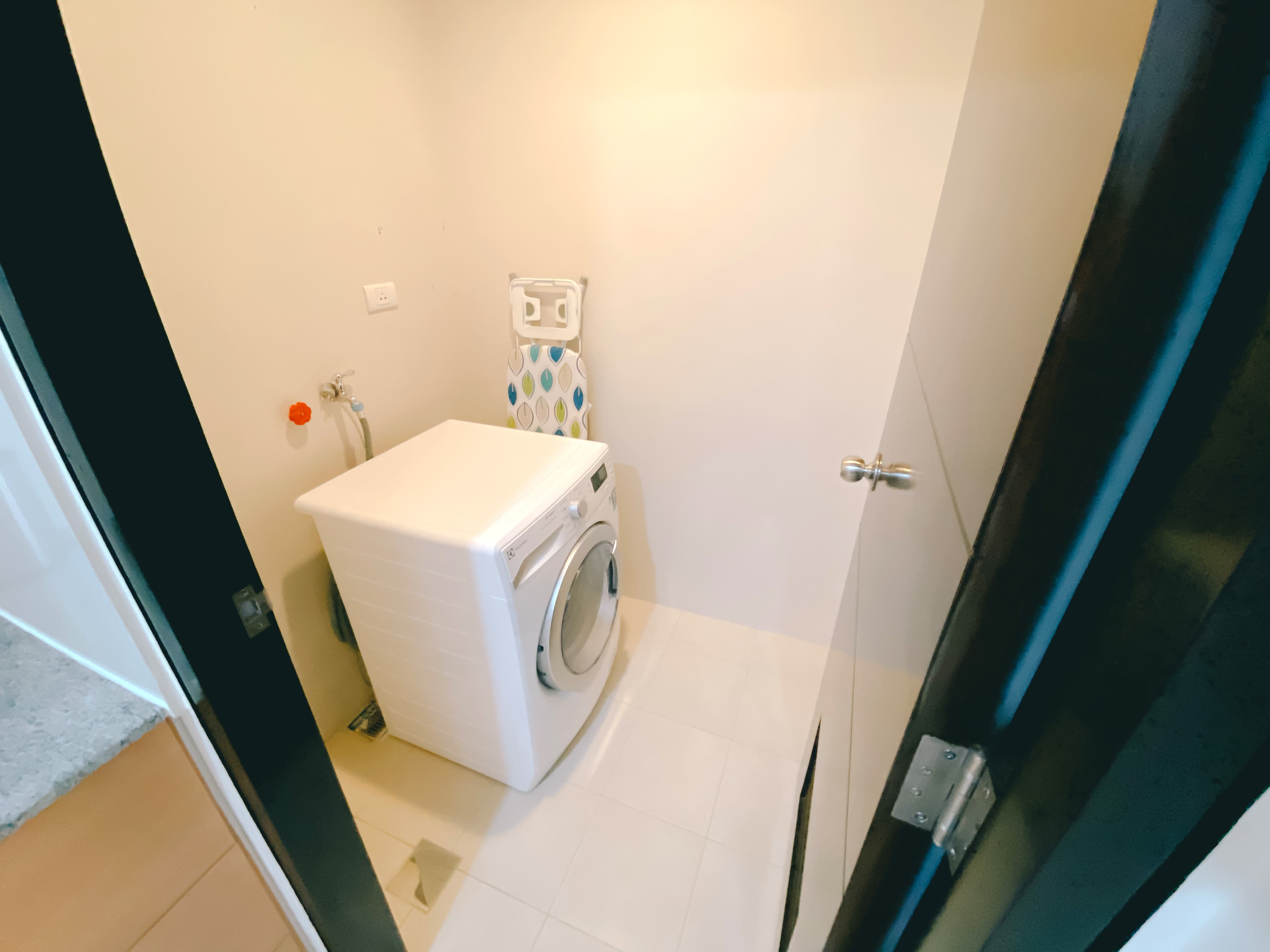 For Rent 1 Bedroom Serviced Unit at One Pacific Residence in Mactan Newtown - photo 4