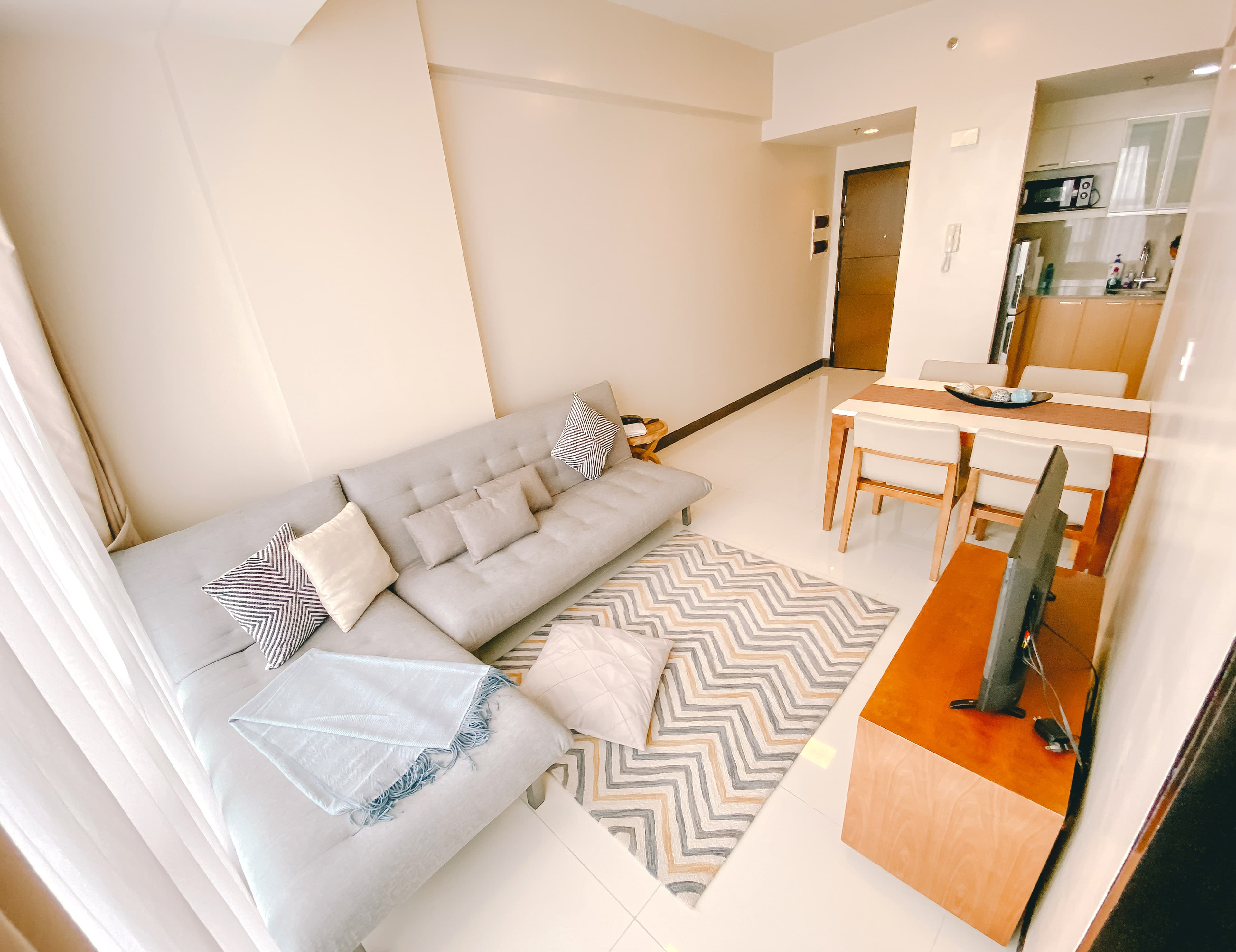 For Rent 1 Bedroom Serviced Unit at One Pacific Residence in Mactan Newtown