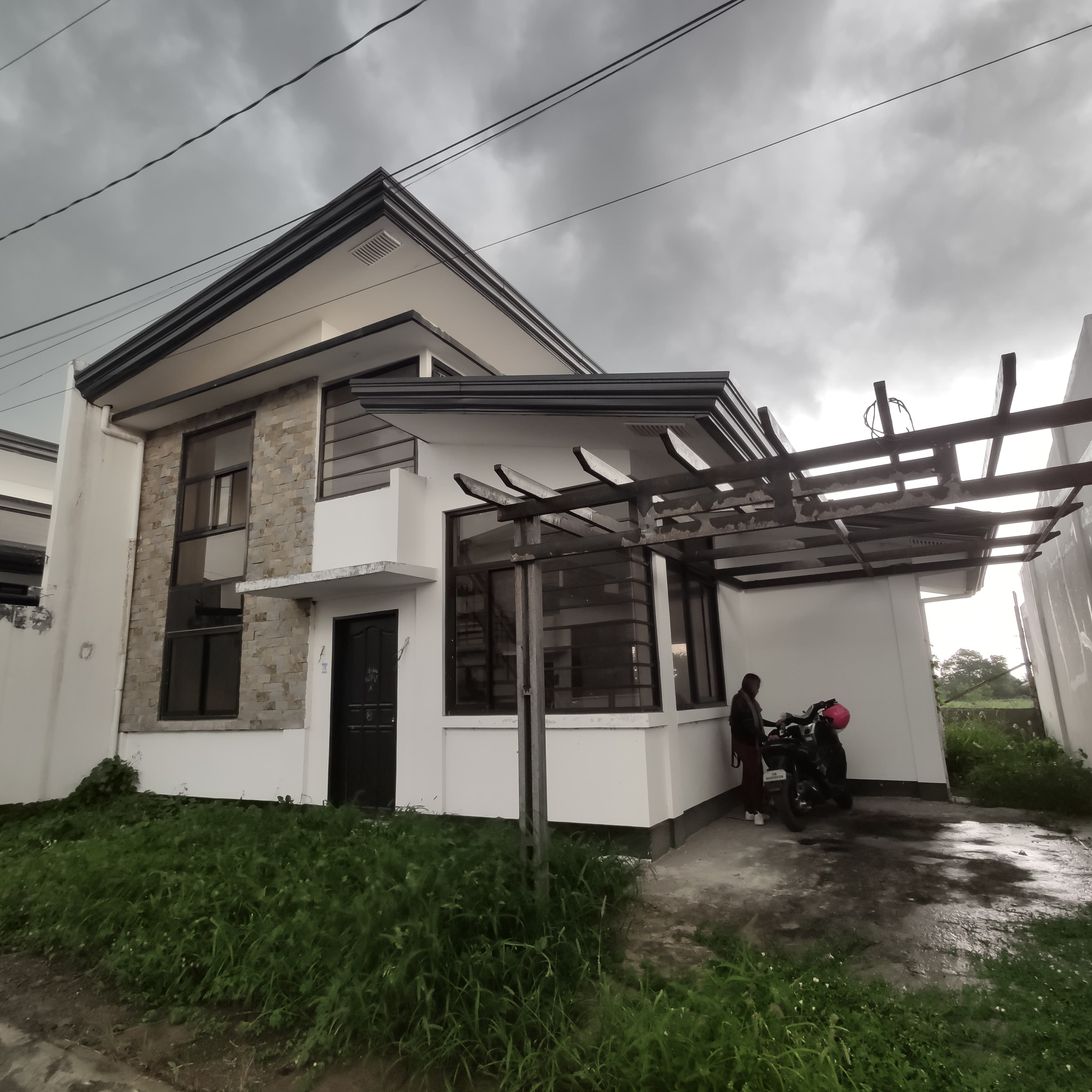 BRAND NEW HOUSE & LOT @ WINDSOR - photo 3